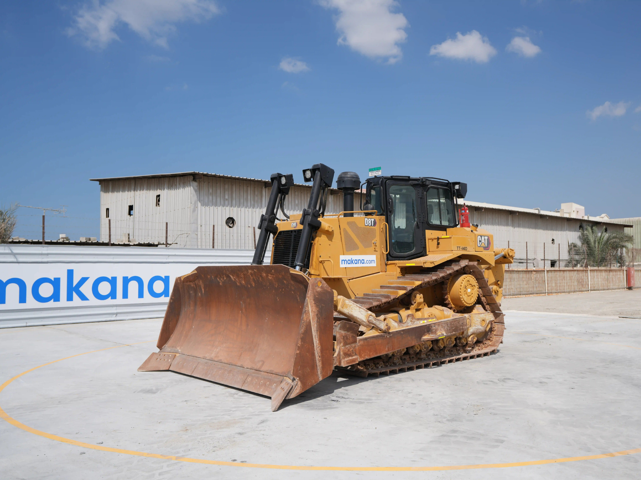 Product-Cat D8T crawler dozer-exterior