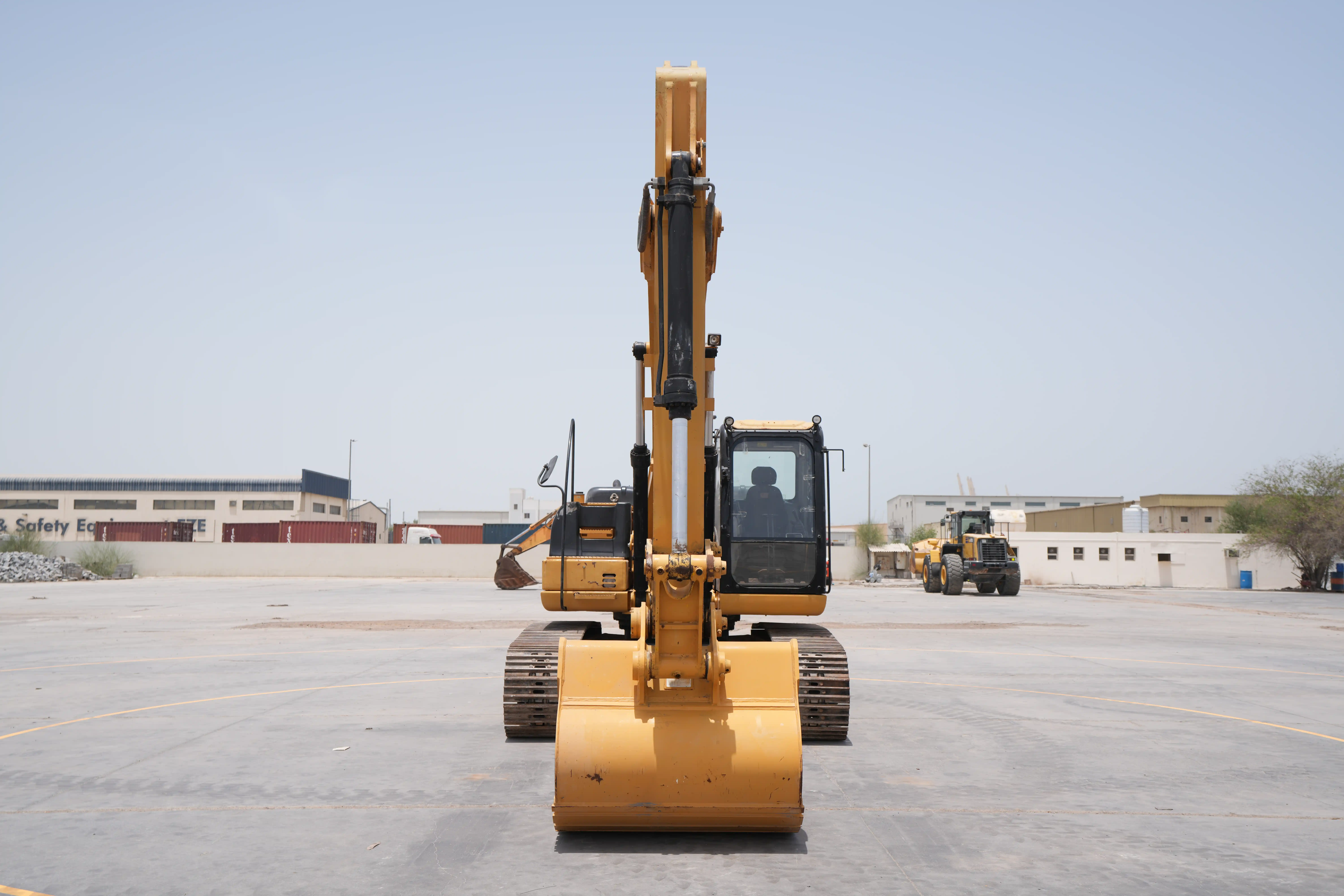 Product-Cat 323D3 medium excavator-exterior