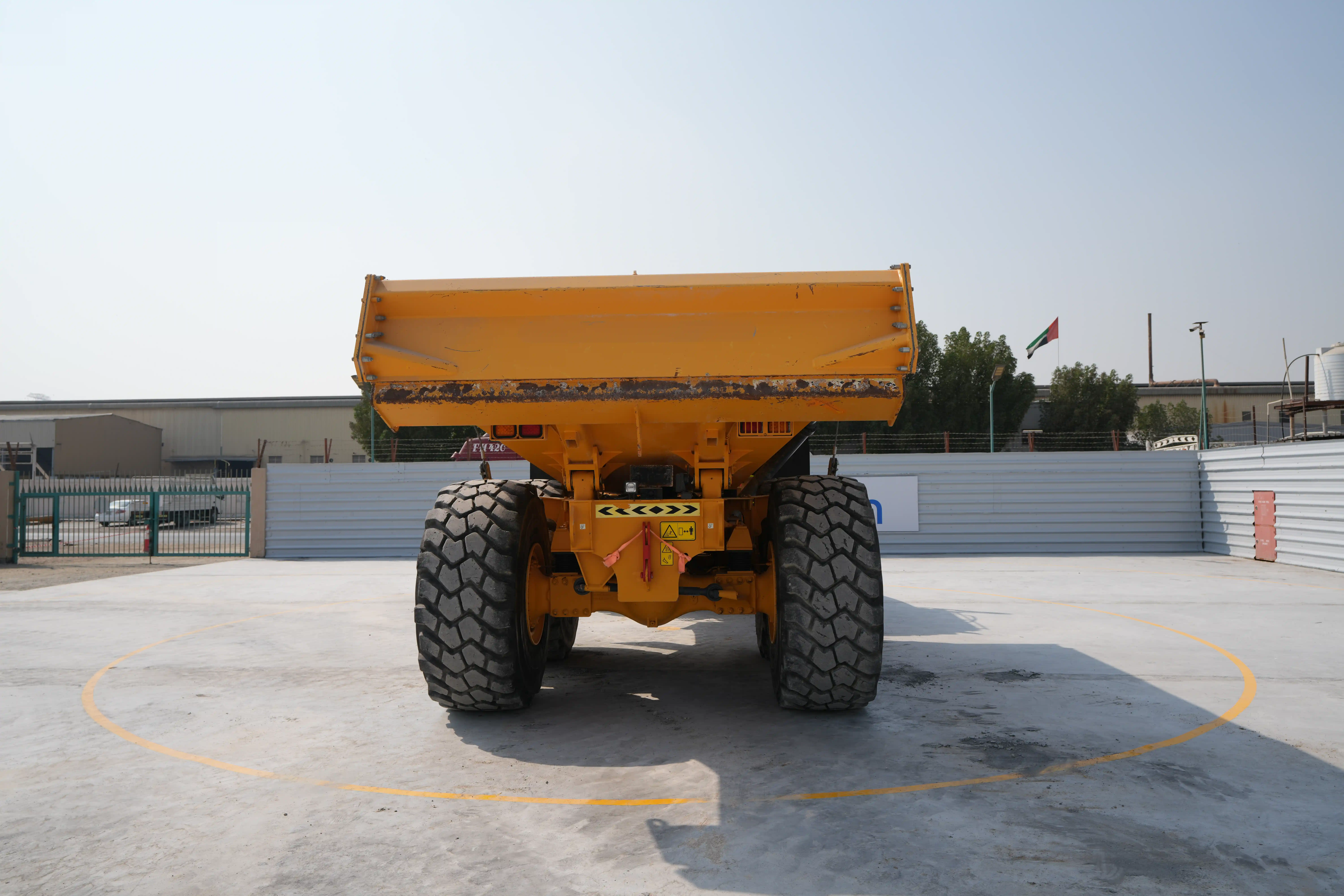 ADT-002-Volvo-A40G-articulated-dump-truck-exterior-rear-side-view