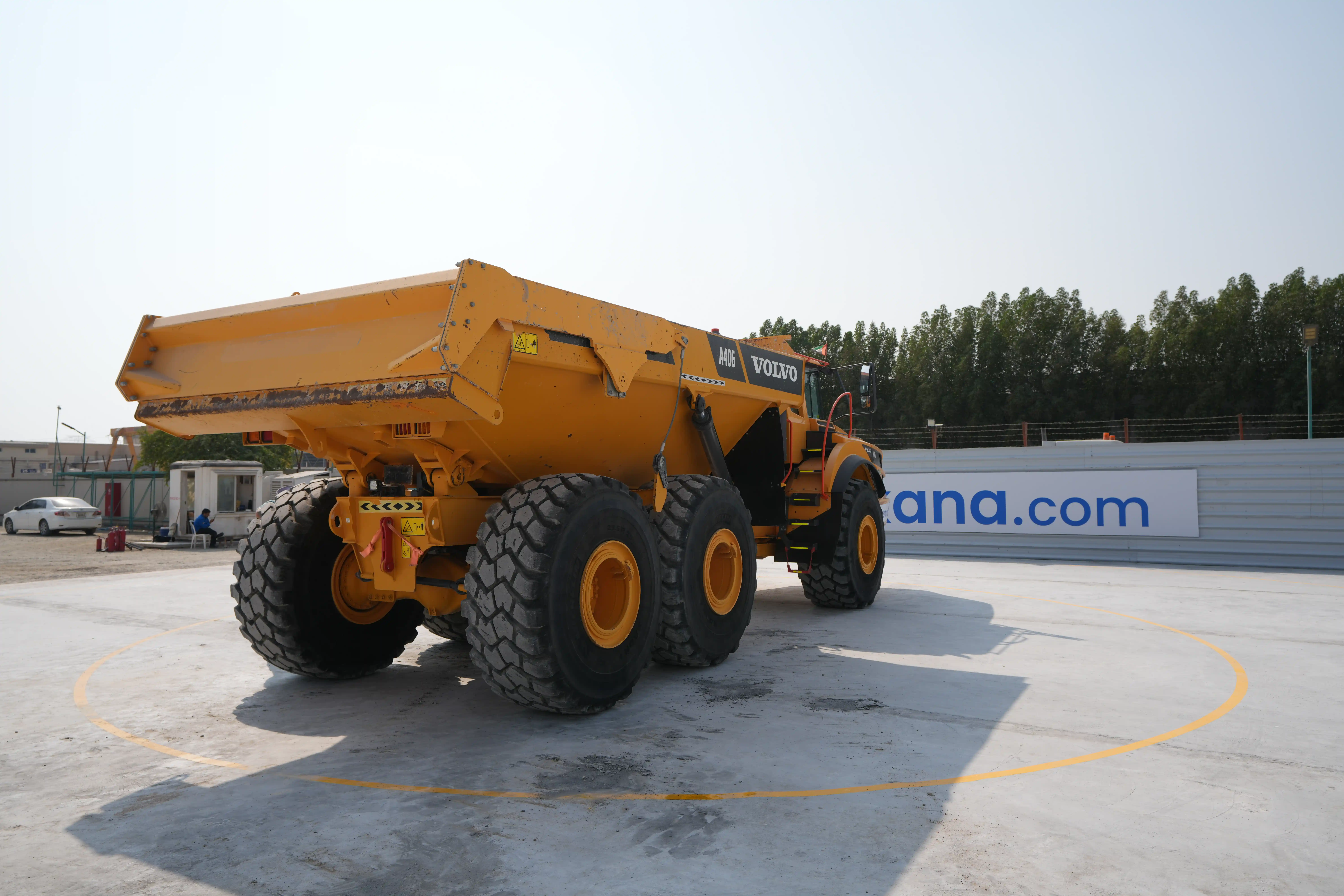 ADT-002-Volvo-A40G-articulated-dump-truck-exterior-rear-right-side-view