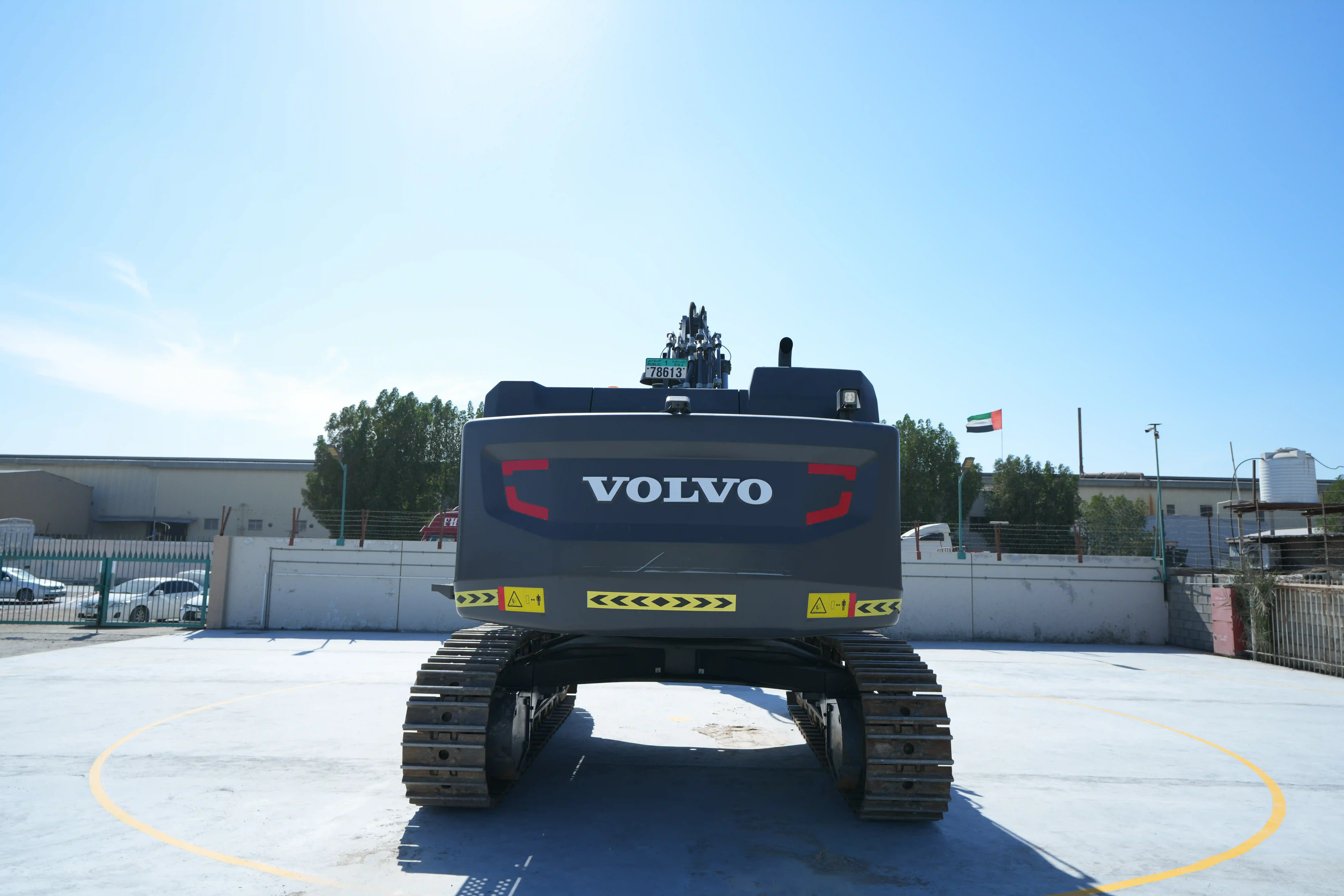LEX-001-Volvo-EC550EL-large-excavator-exterior-rear-view