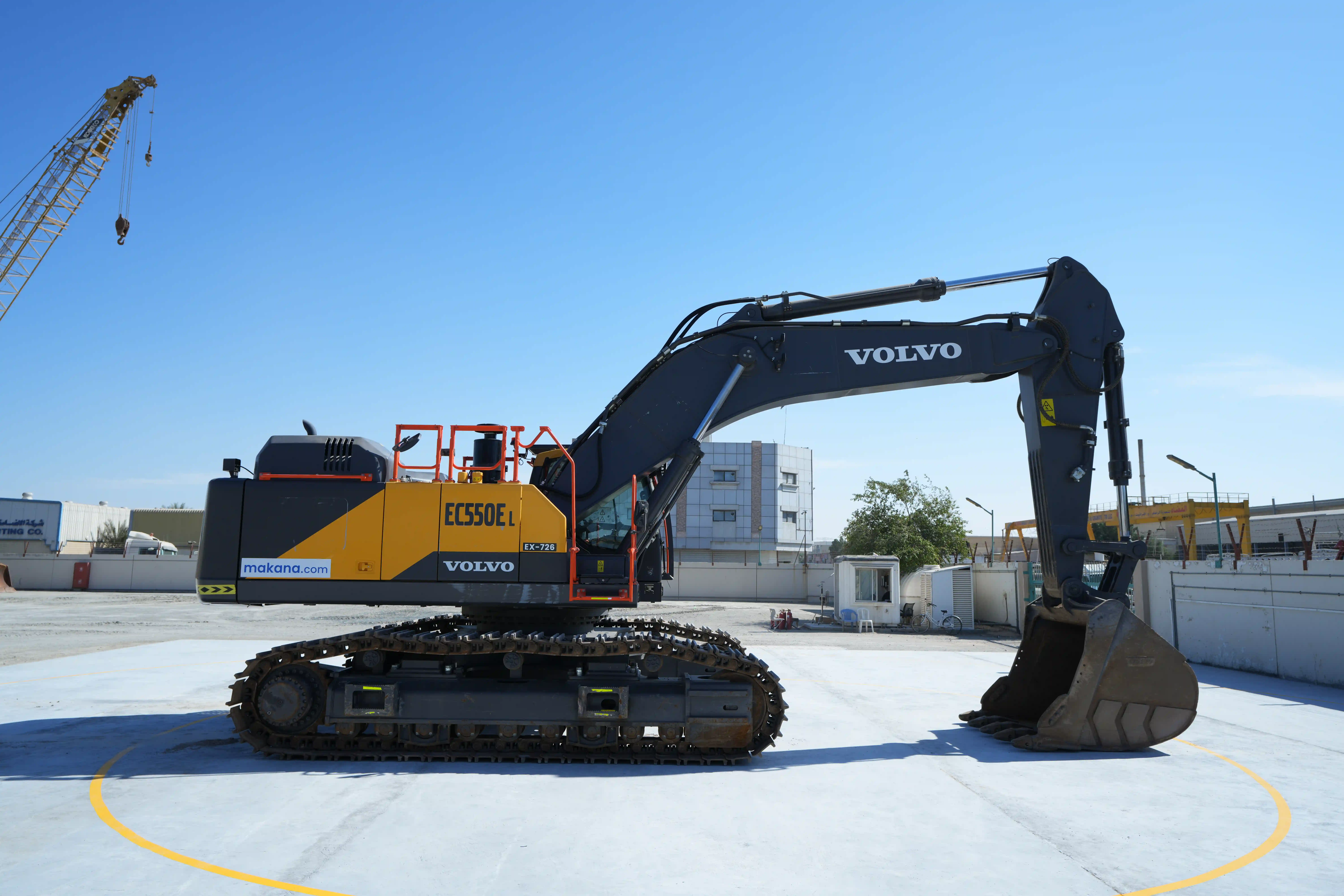 LEX-001-Volvo-EC550EL-large-excavator-exterior-right-side-view
