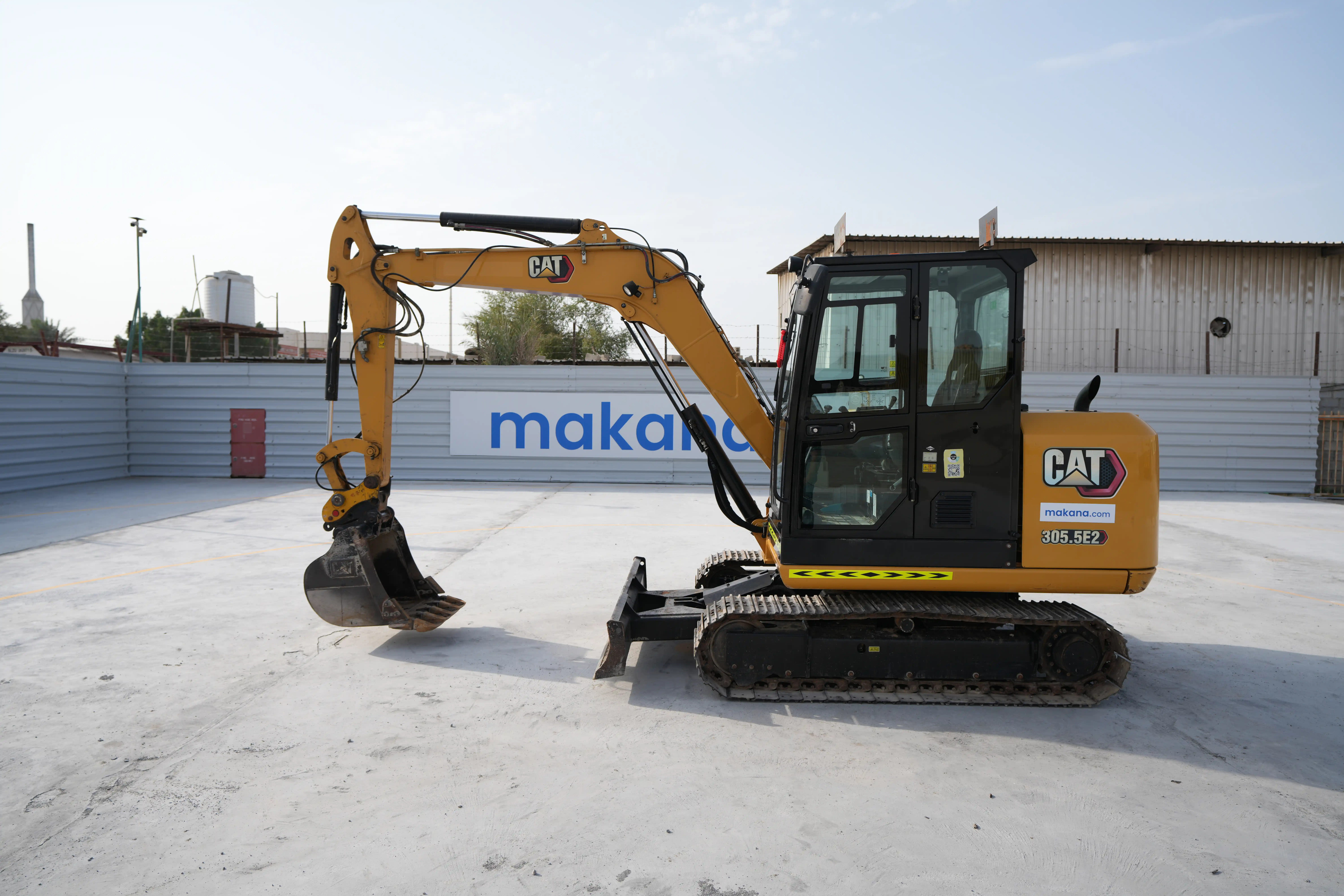 MNX-003-Cat-305.5E2-mini-excavator-exterior-left-side-view
