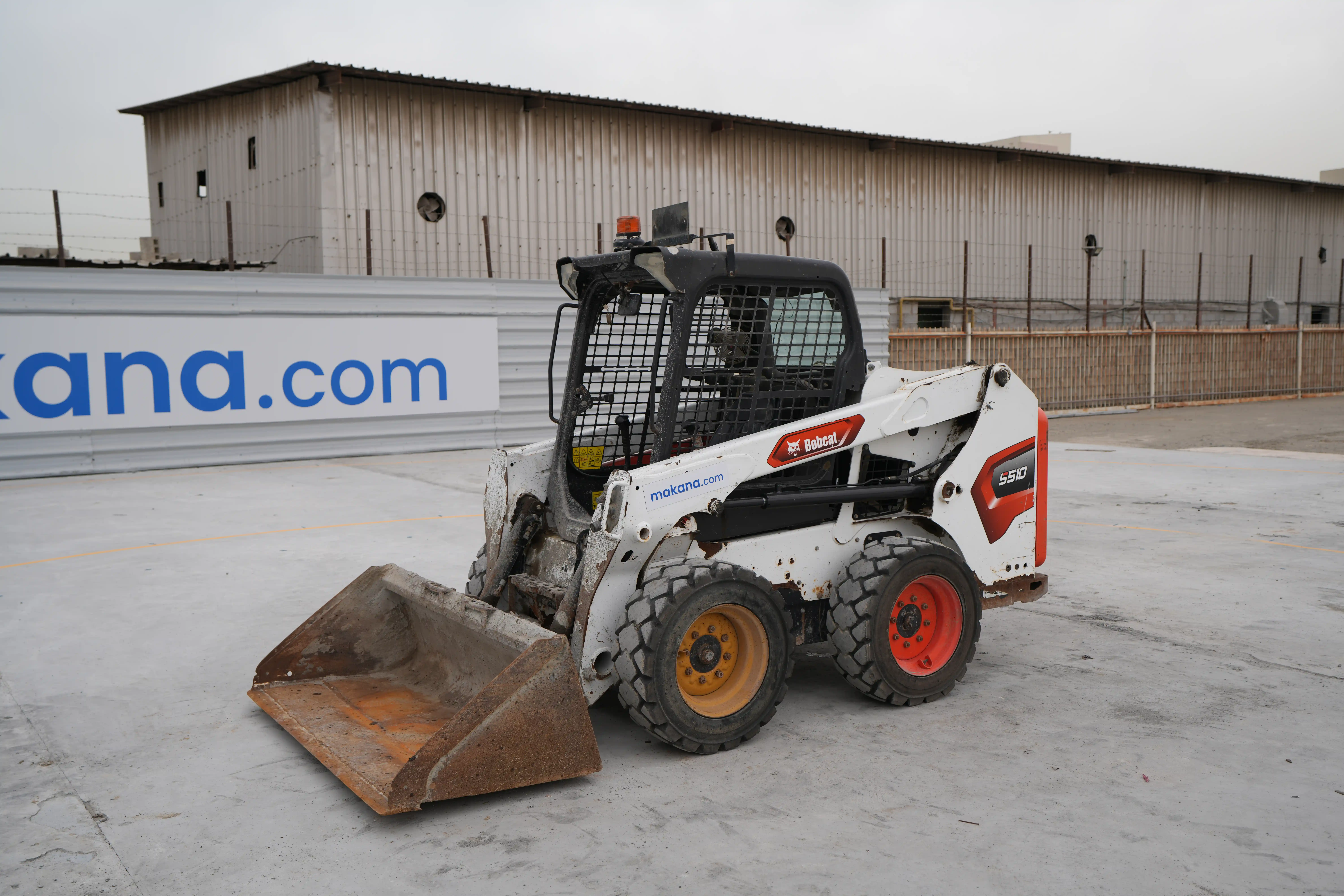 SSL-002-Bobcat-S510-skid-steer-loader-exterior-front-left-side-view