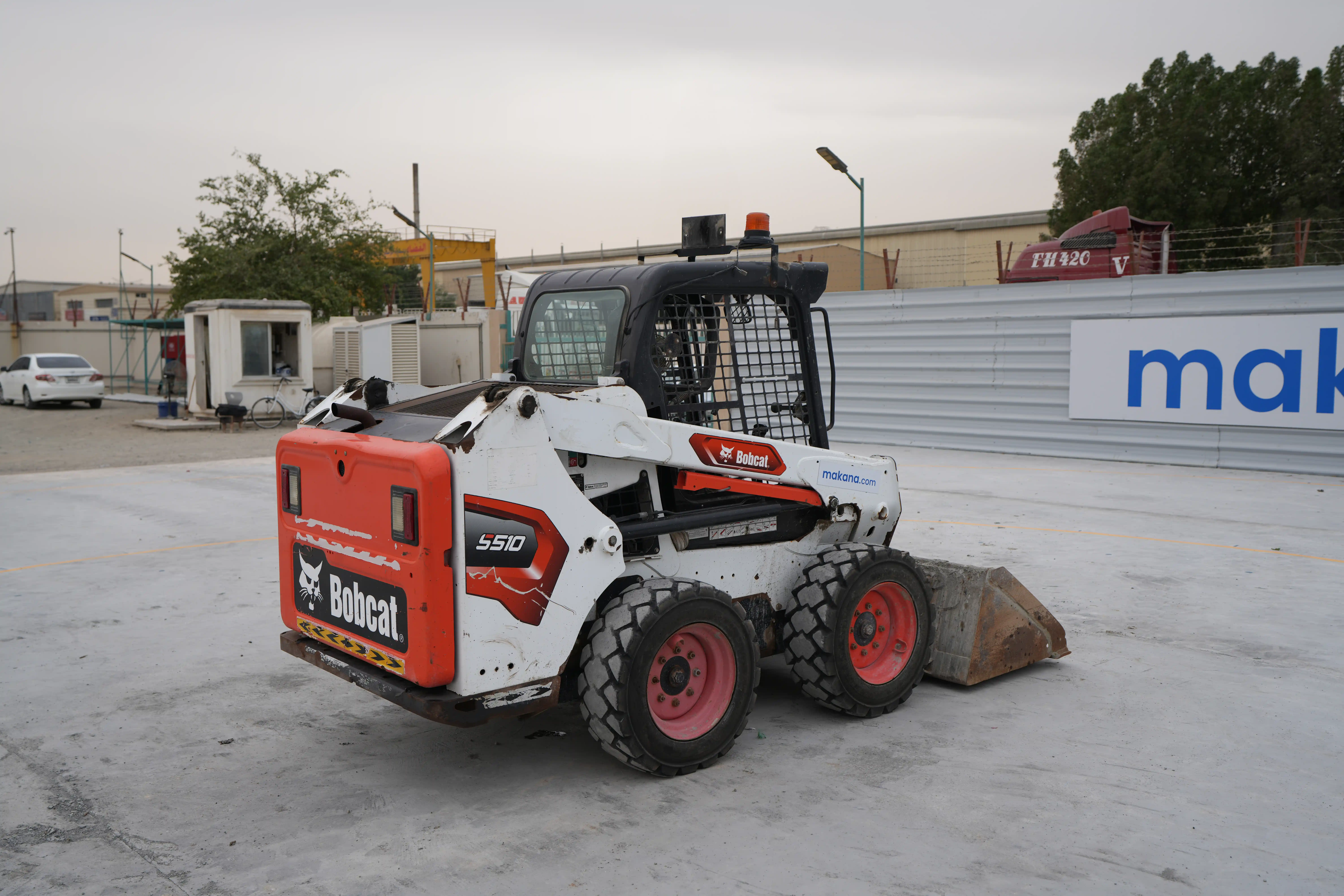 SSL-002-Bobcat-S510-skid-steer-loader-exterior-rear-right-side-view
