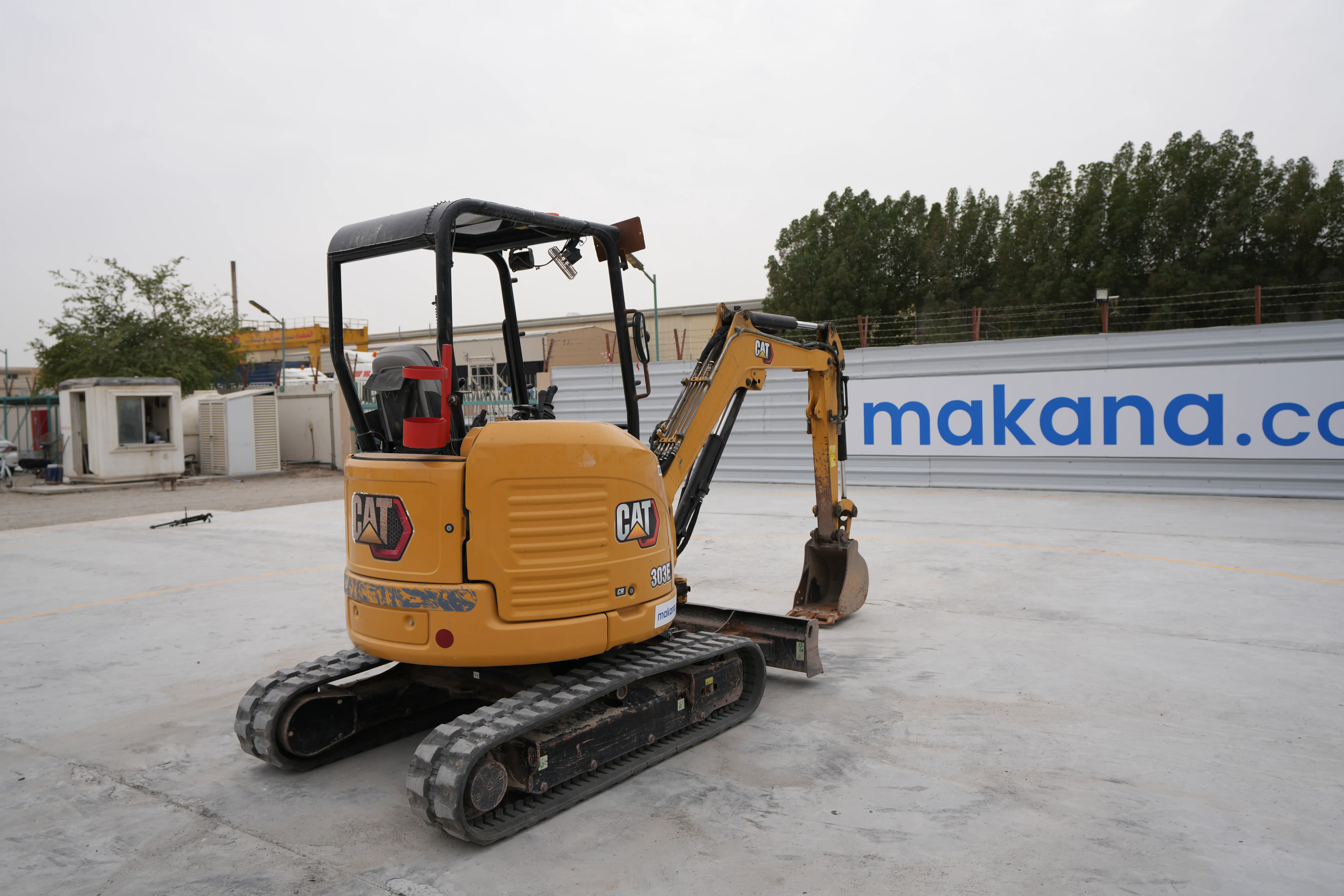 MNX-002-Cat-303E-mini-excavator-exterior-rear-right-side-view