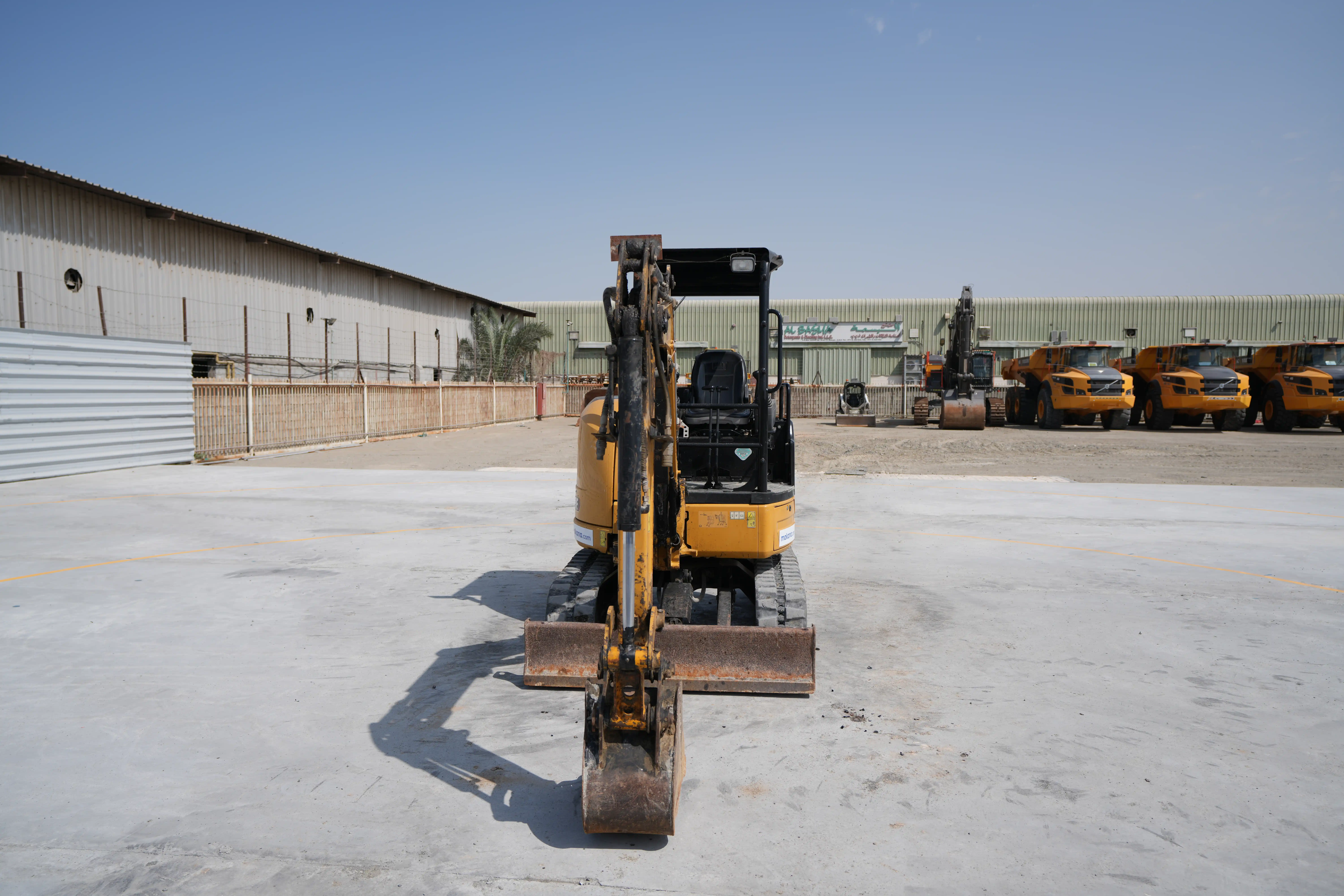 MNX-004-Cat-303E-mini-excavator-exterior-front-view