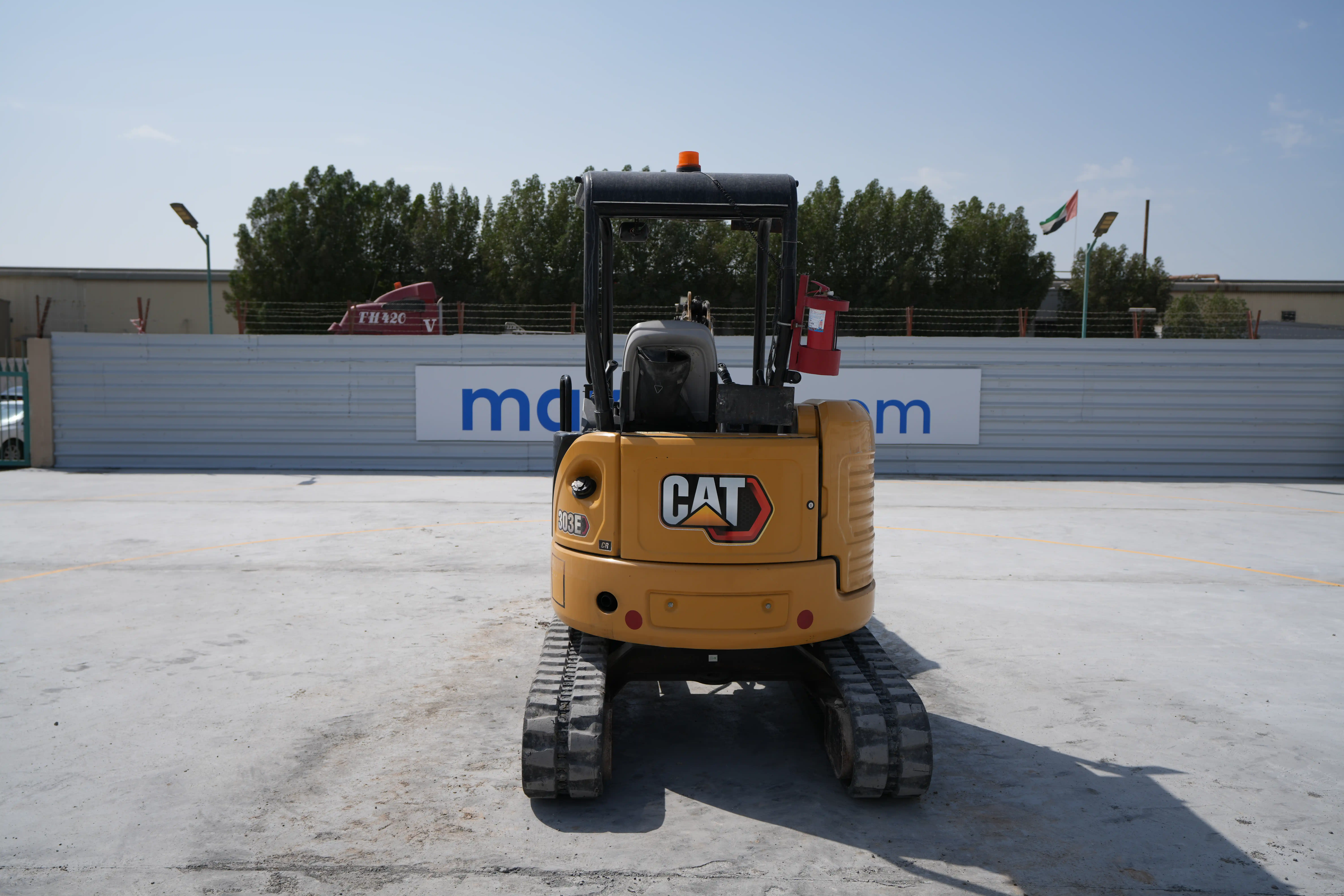 MNX-004-Cat-303E-mini-excavator-exterior-rear-view