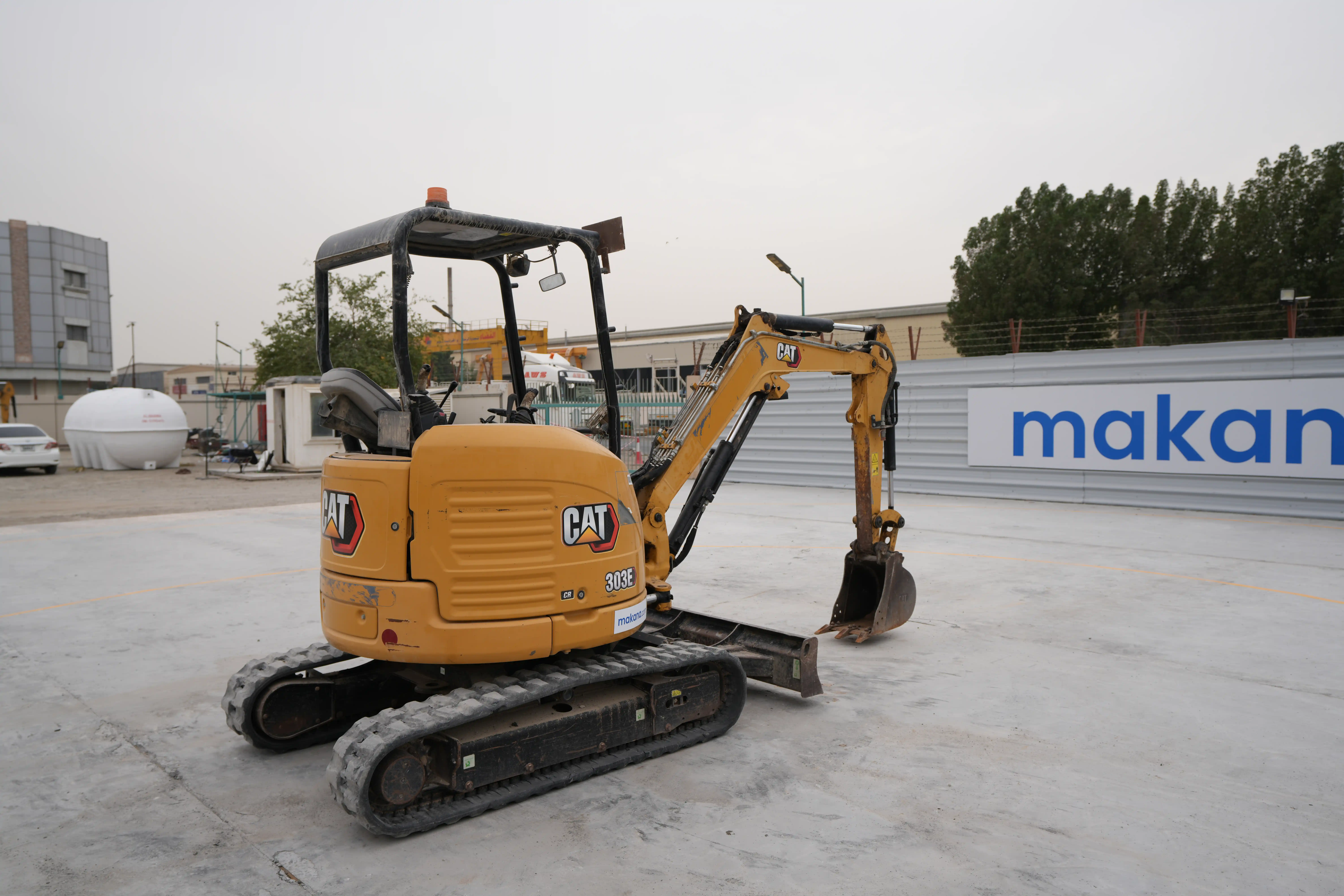 MNX-001-Cat-303E-mini-excavator-exterior-rear-right-side-view