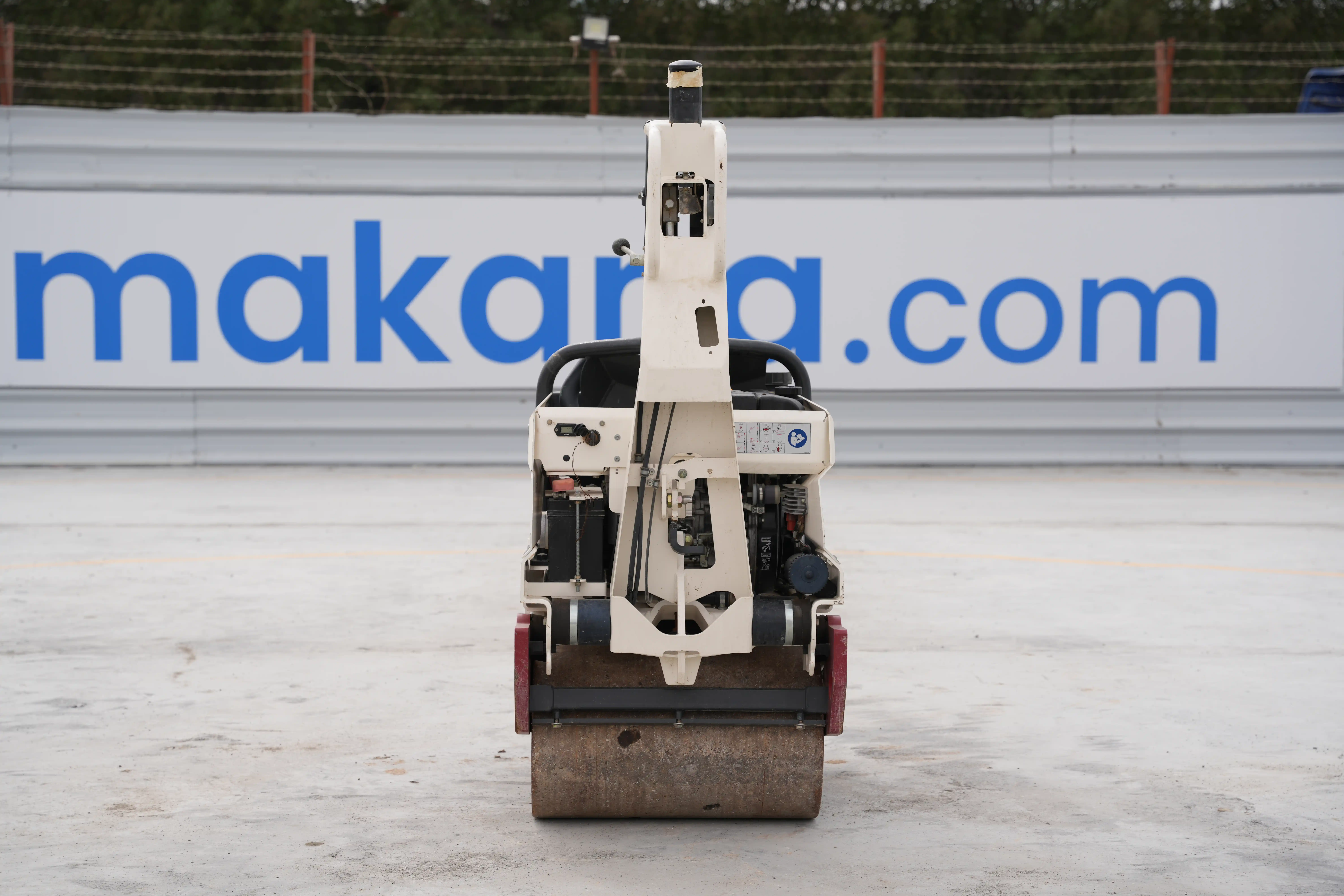 WBC-001-Dynapac-DTR75D-walk-behind-compactor-exterior-rear-view