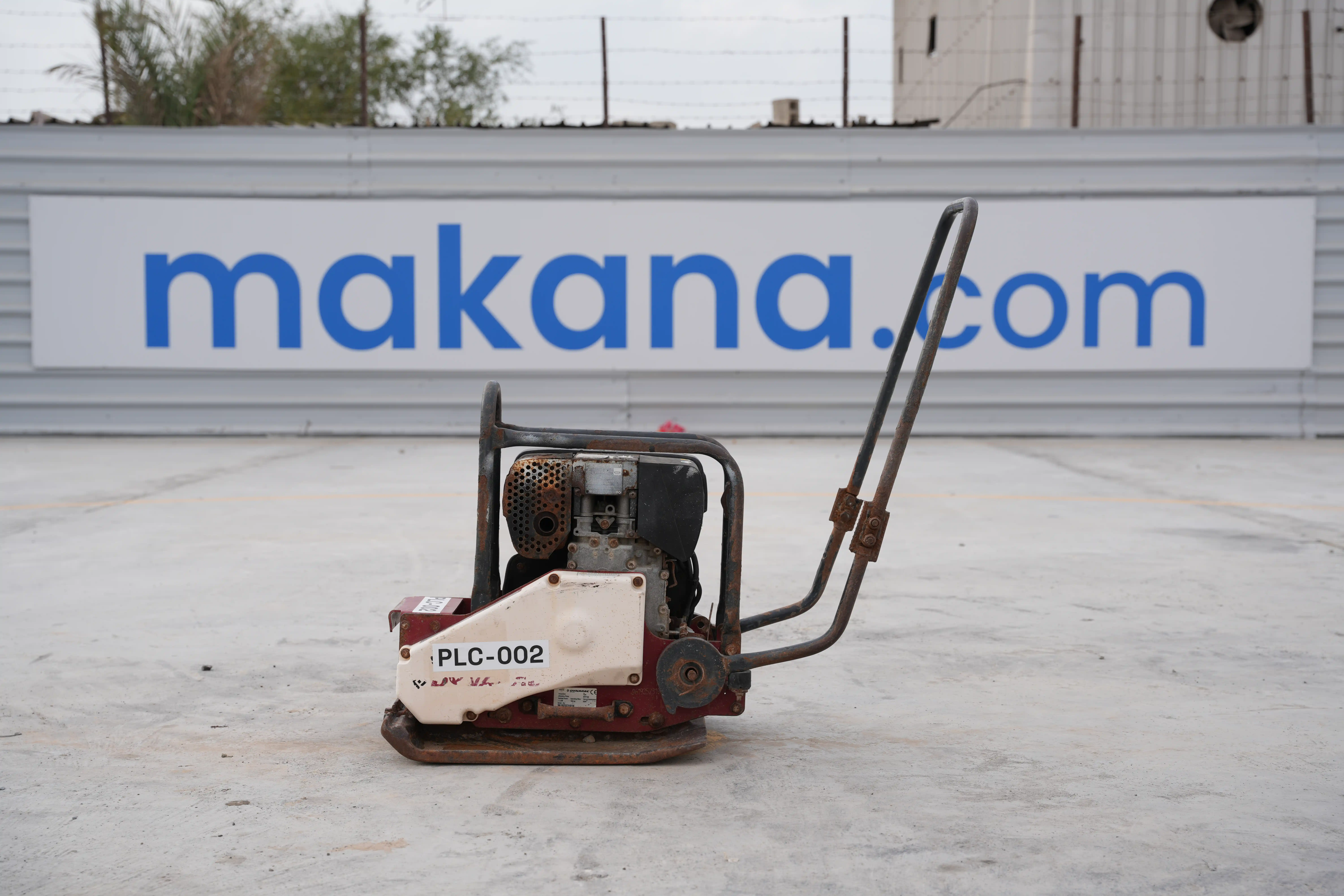 PLC-002-Dynapac-DFP10D-plate-compactor-exterior-left-side-view