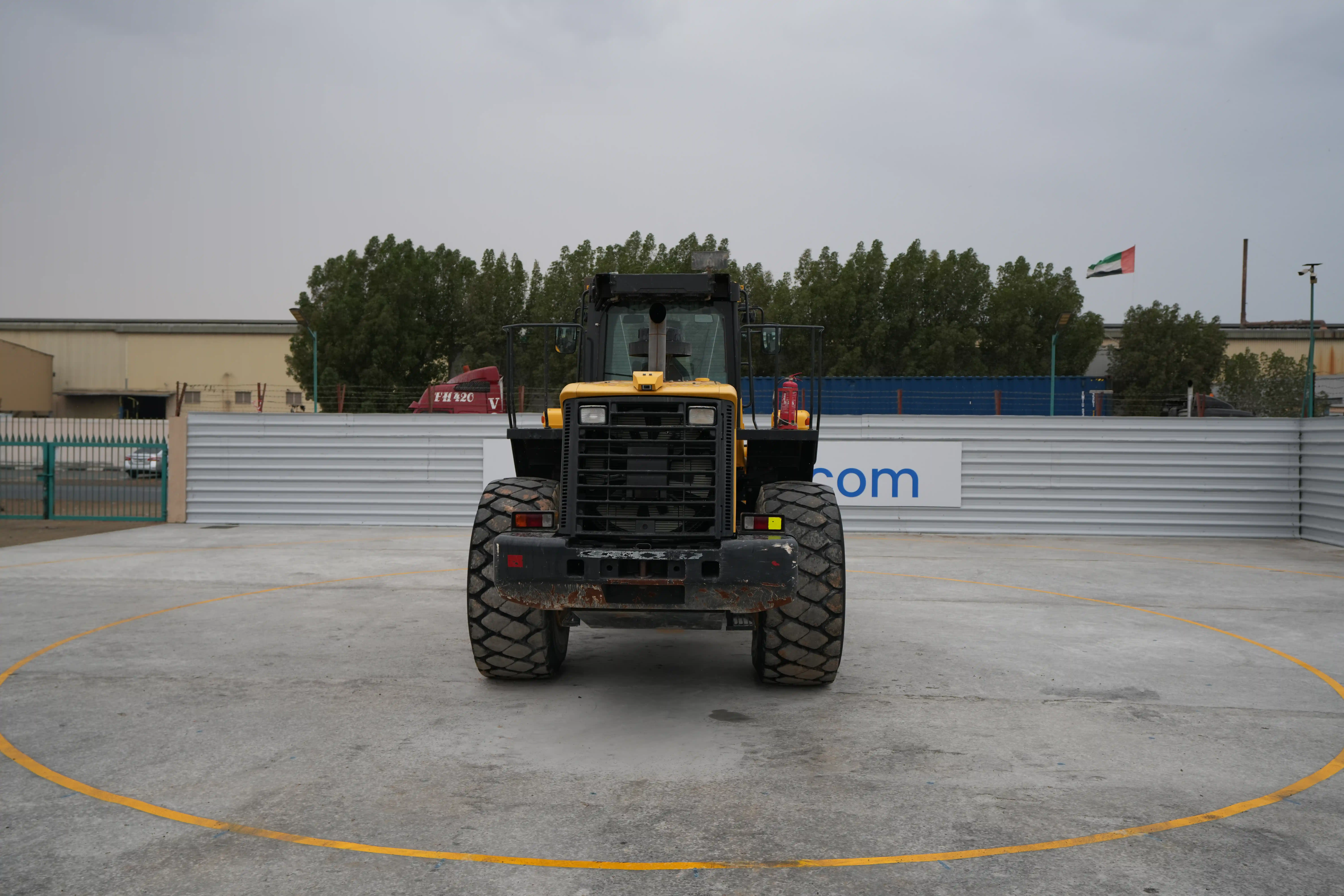 WHL-001-Komatsu-WA470-6R-wheel-loader-exterior-rear-view