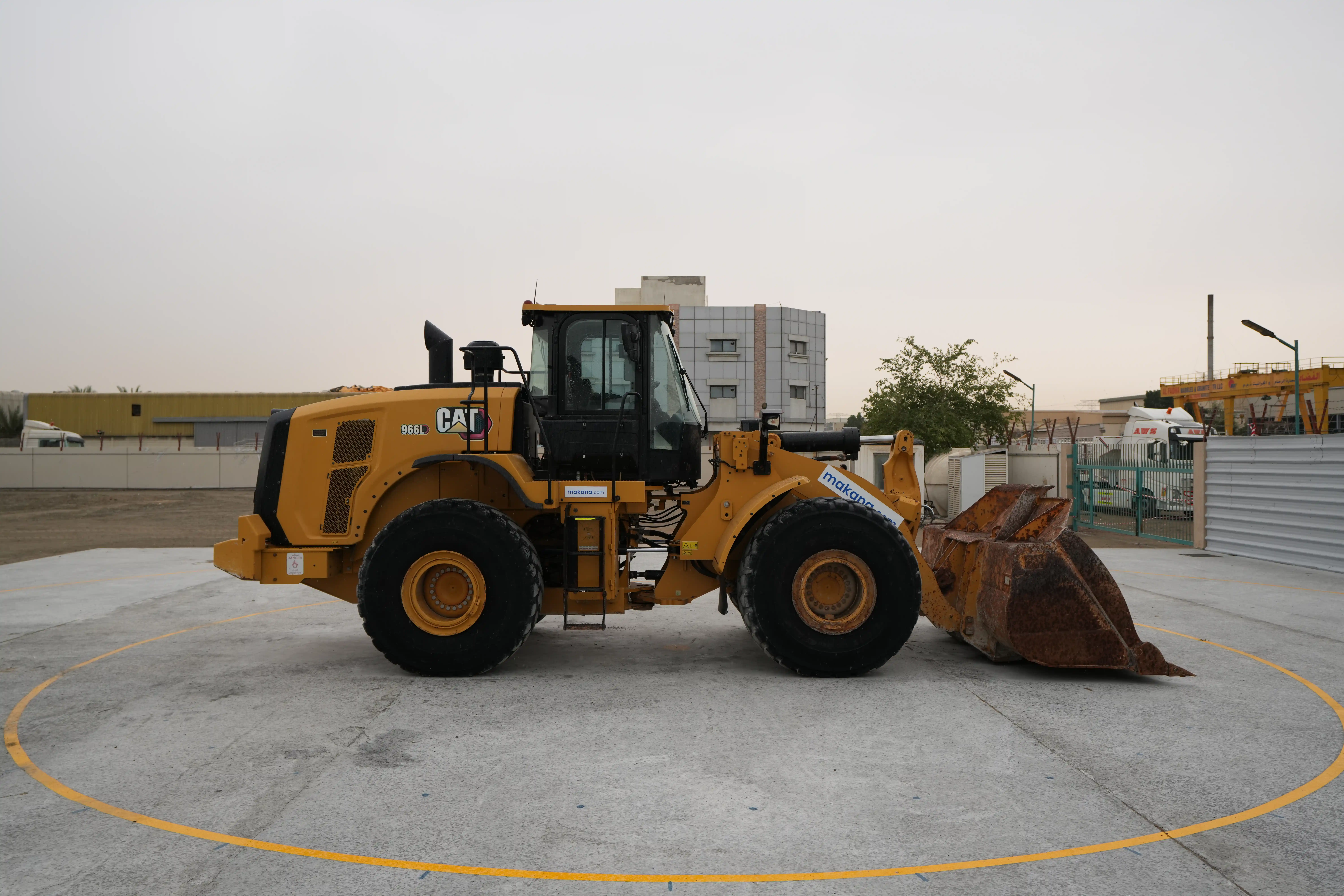 WHL-002-Cat-966L-wheel-loader-exterior-right-side-view