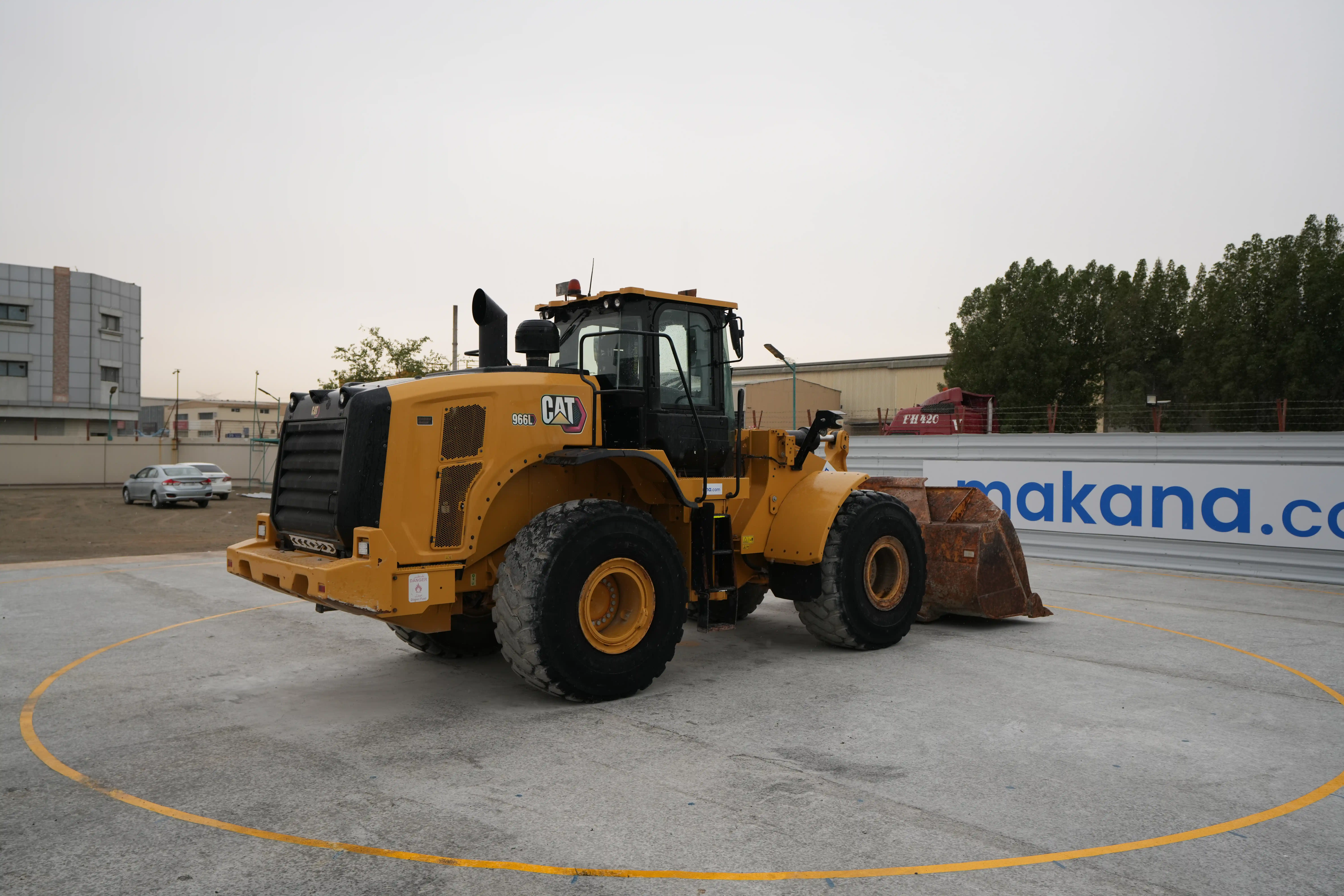 WHL-002-Cat-966L-wheel-loader-exterior-rear-right-side-view