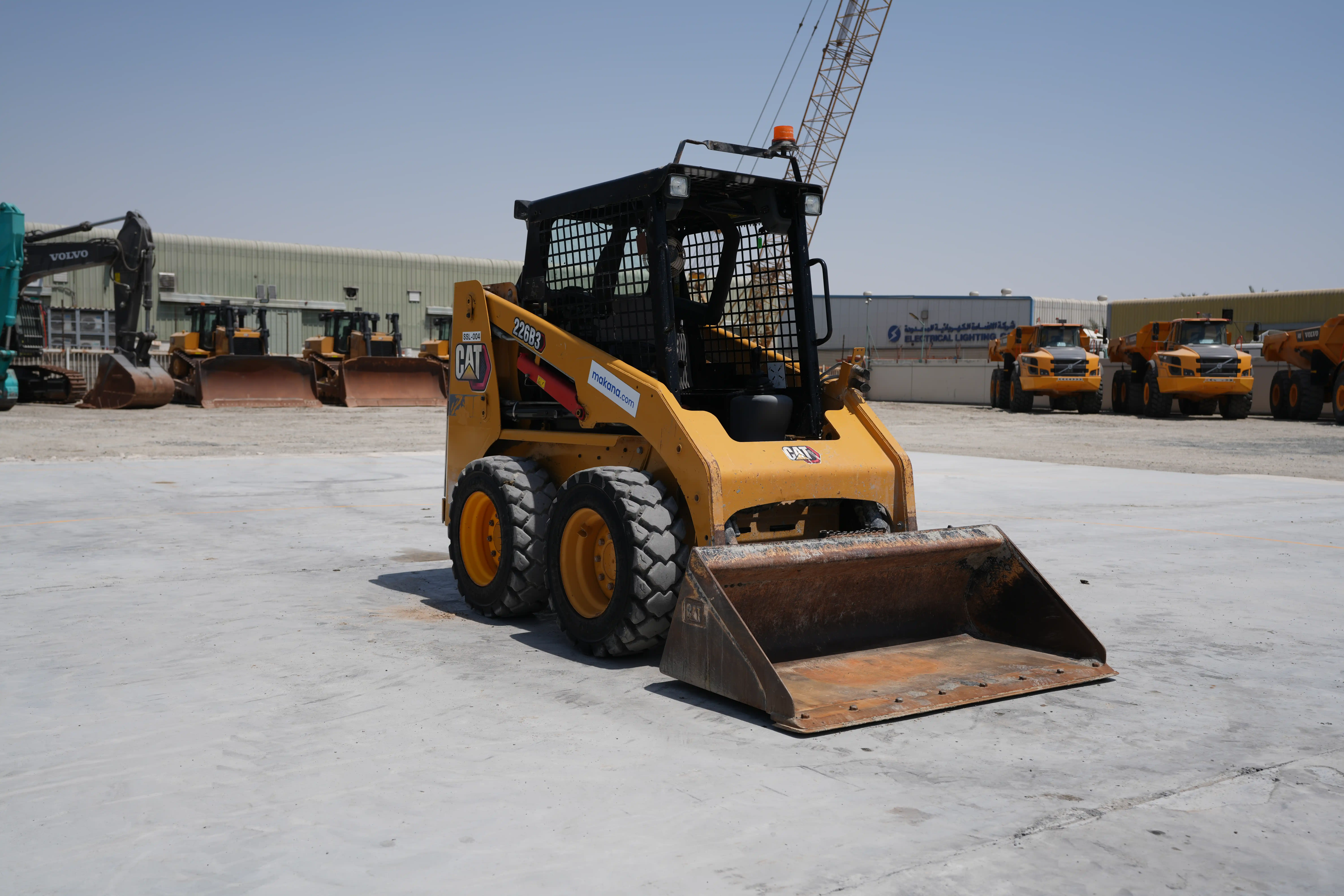 SSL-004-Cat-226B3-skid-steer-loader-exterior-front-right-side-view