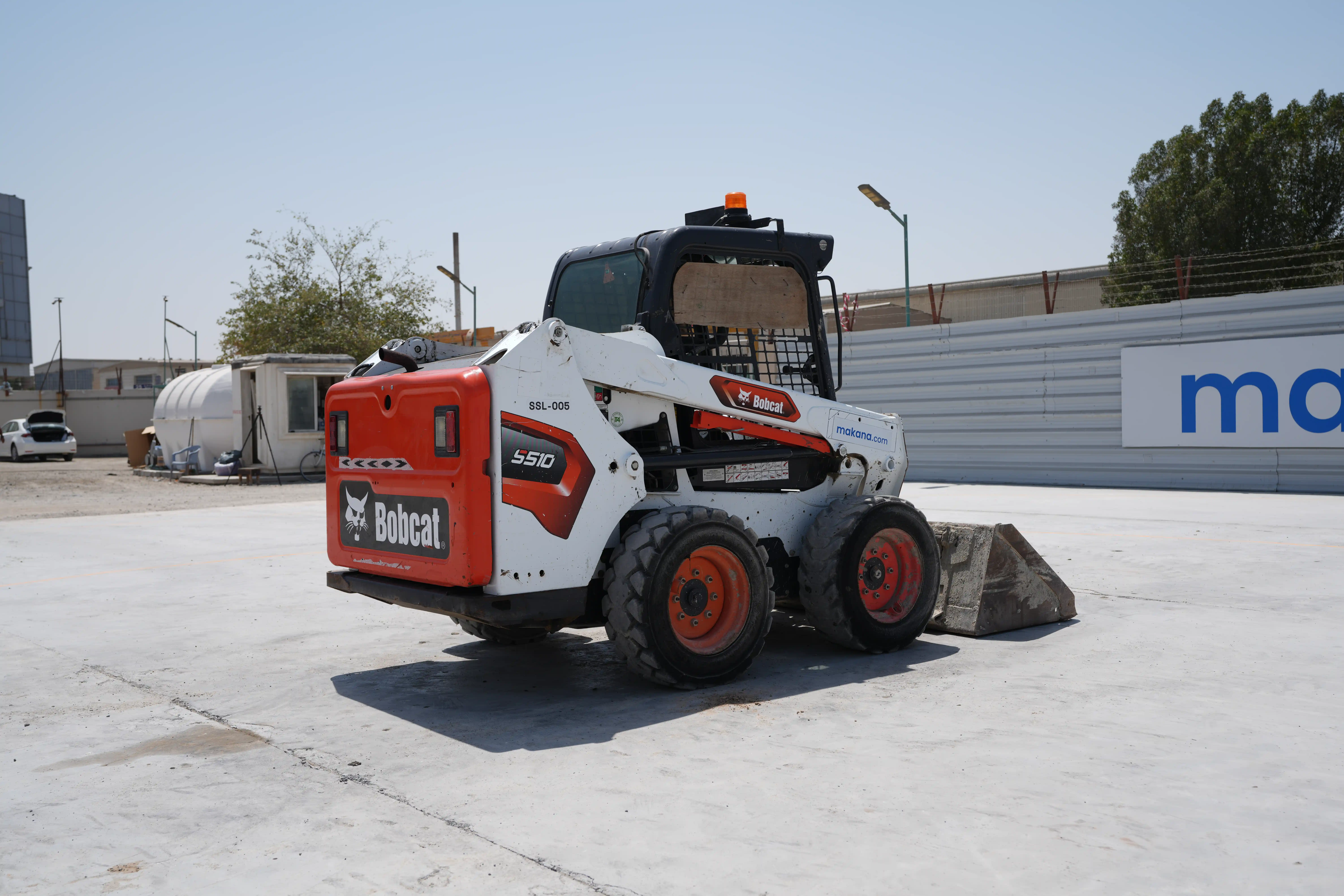 SSL-005-Bobcat-S510-skid-steer-loader-exterior-rear-right-side-view