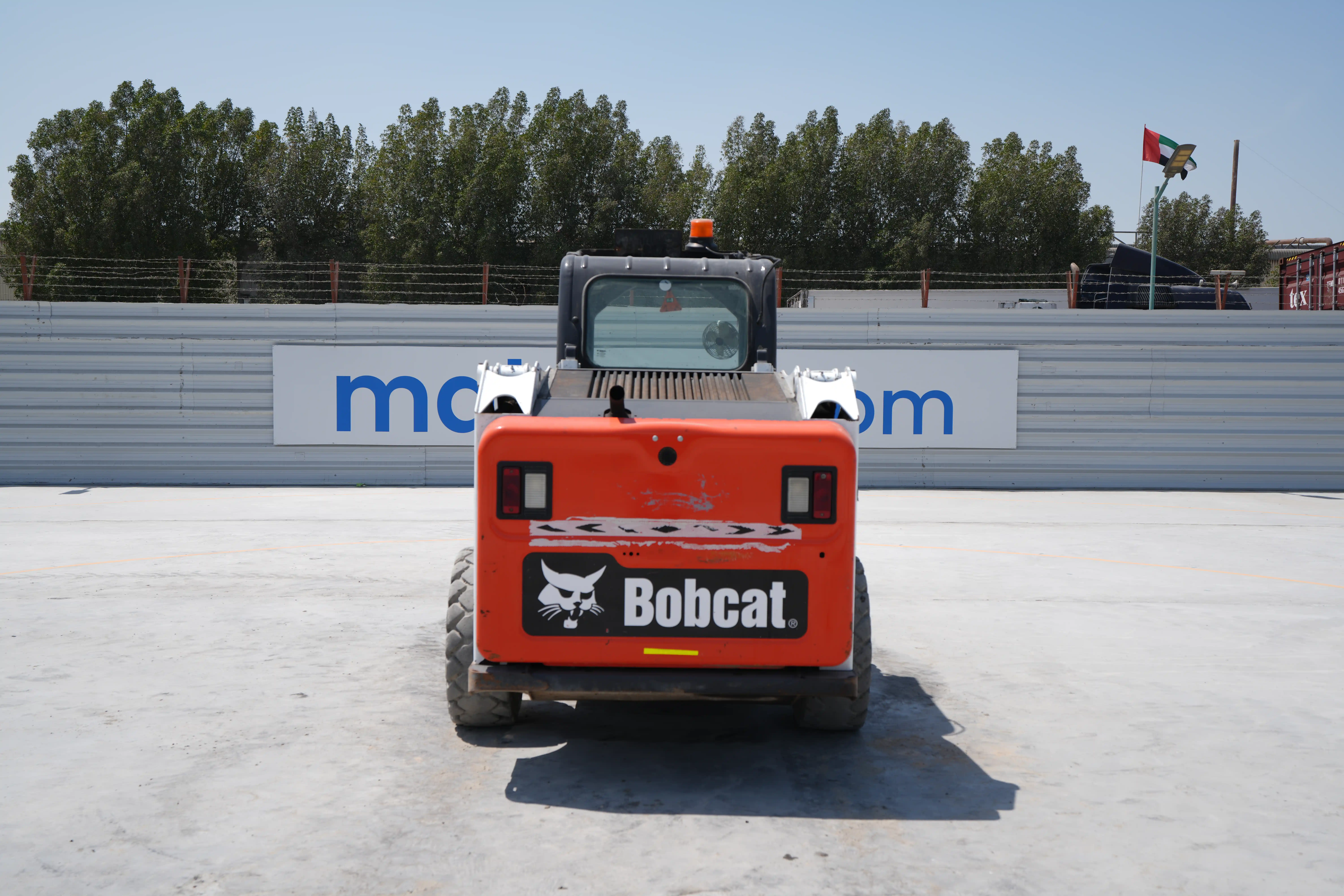 SSL-007-Bobcat-S510-skid-steer-loader-exterior-rear-view