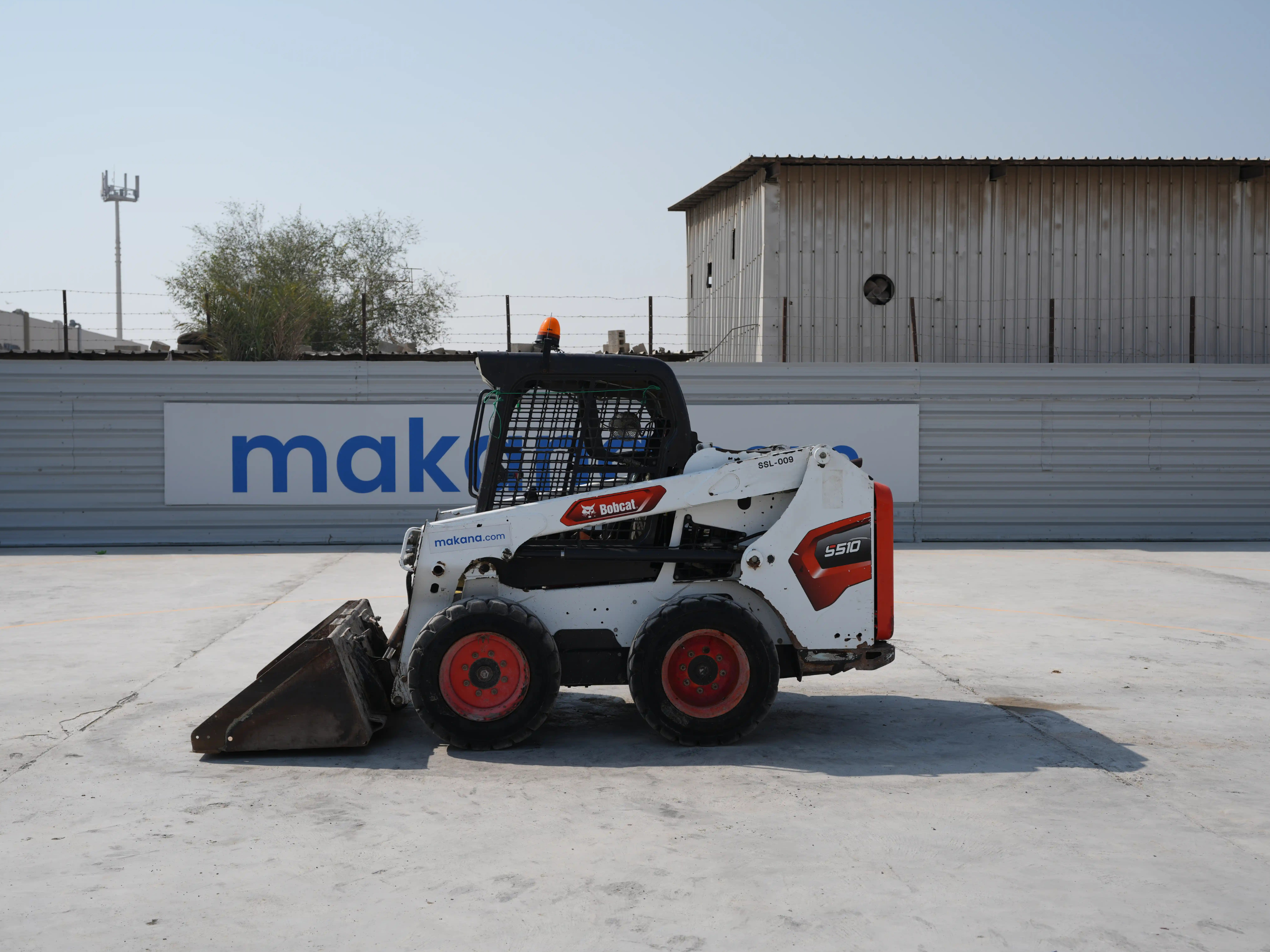 SSL-009-Bobcat-S510-skid-steer-loader-exterior-left-side-view