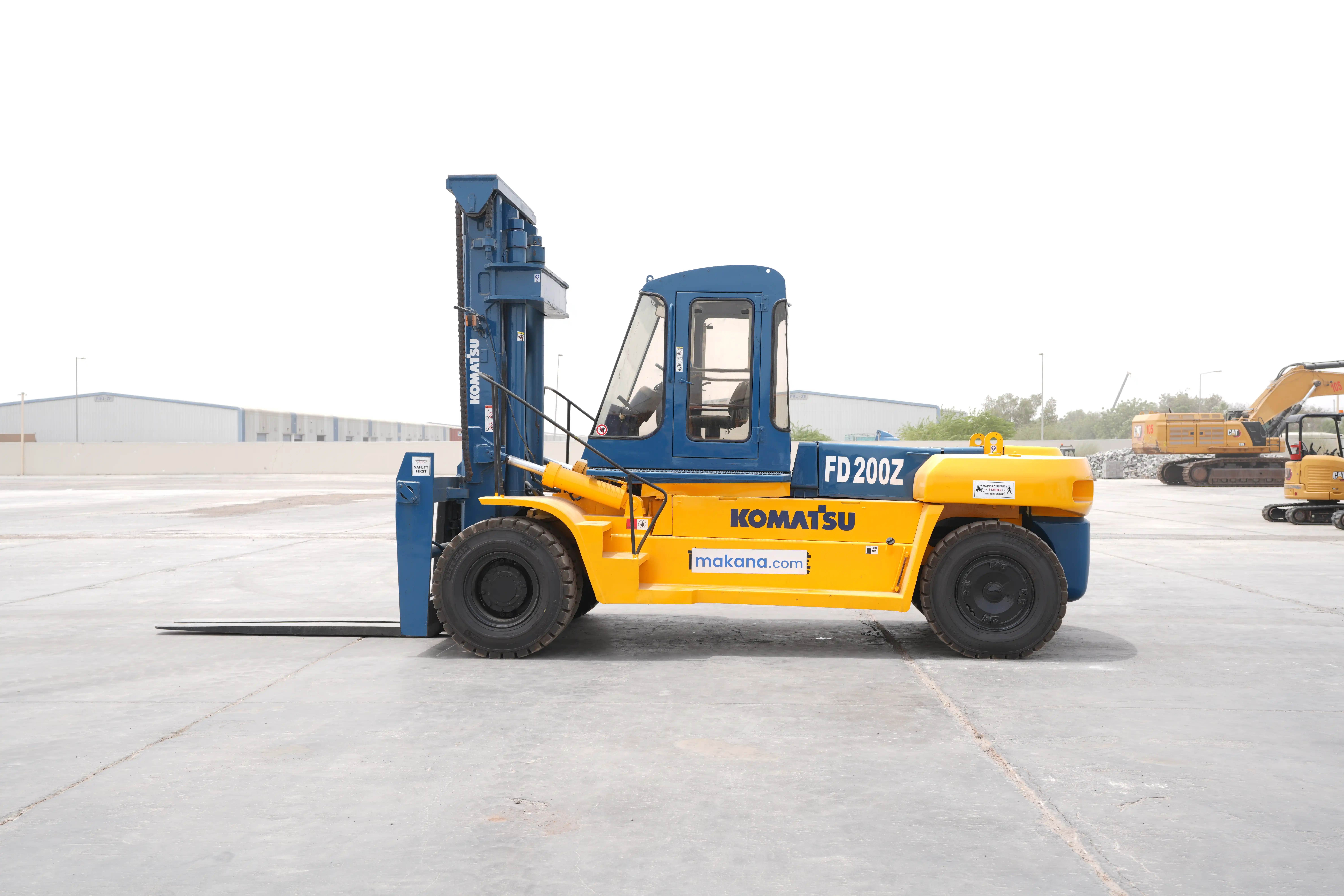 FLM-001-Komatsu-FD200Z-6-forklift-exterior-left-side-view