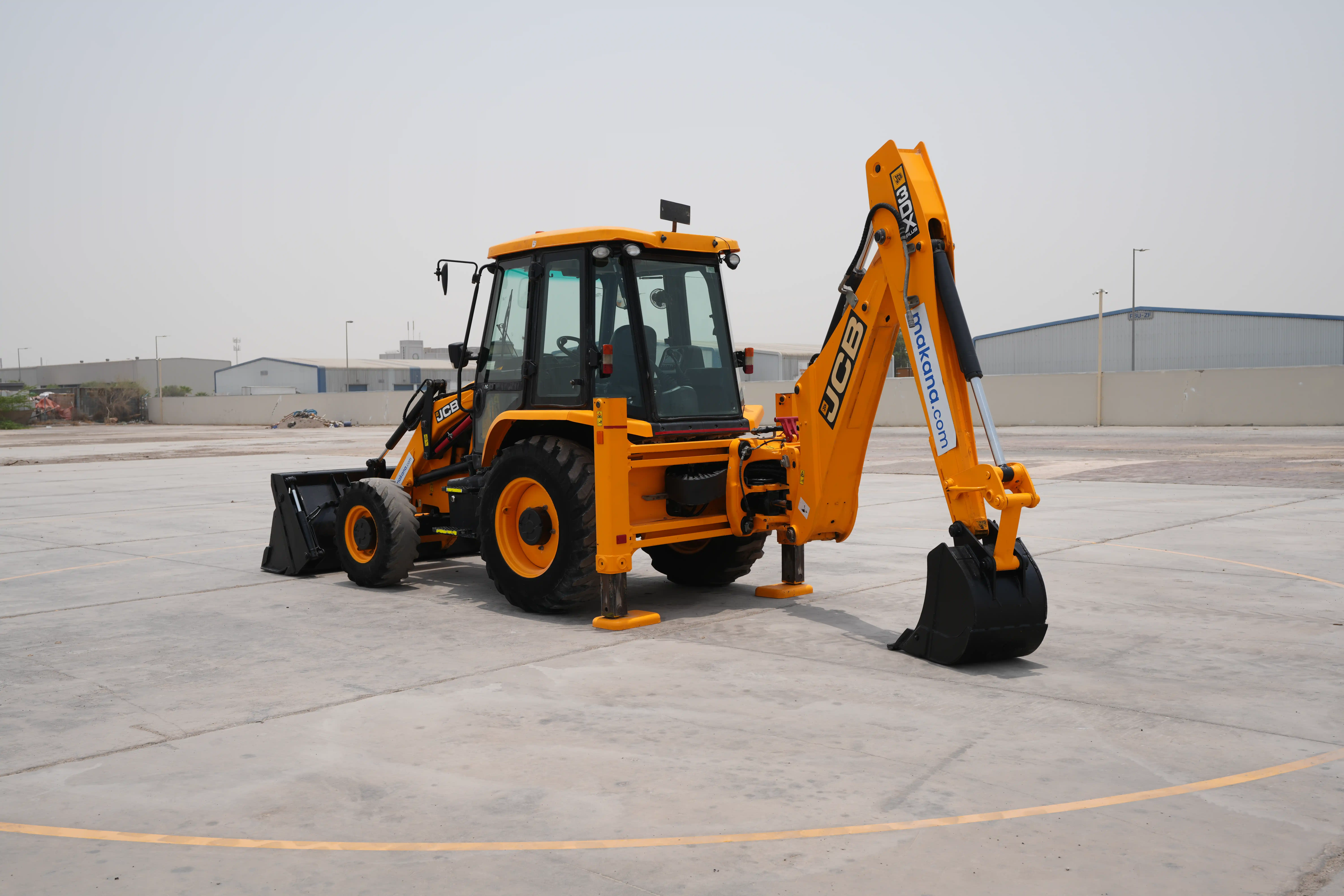 Product-JCB 3DX Plus backhoe loader-exterior