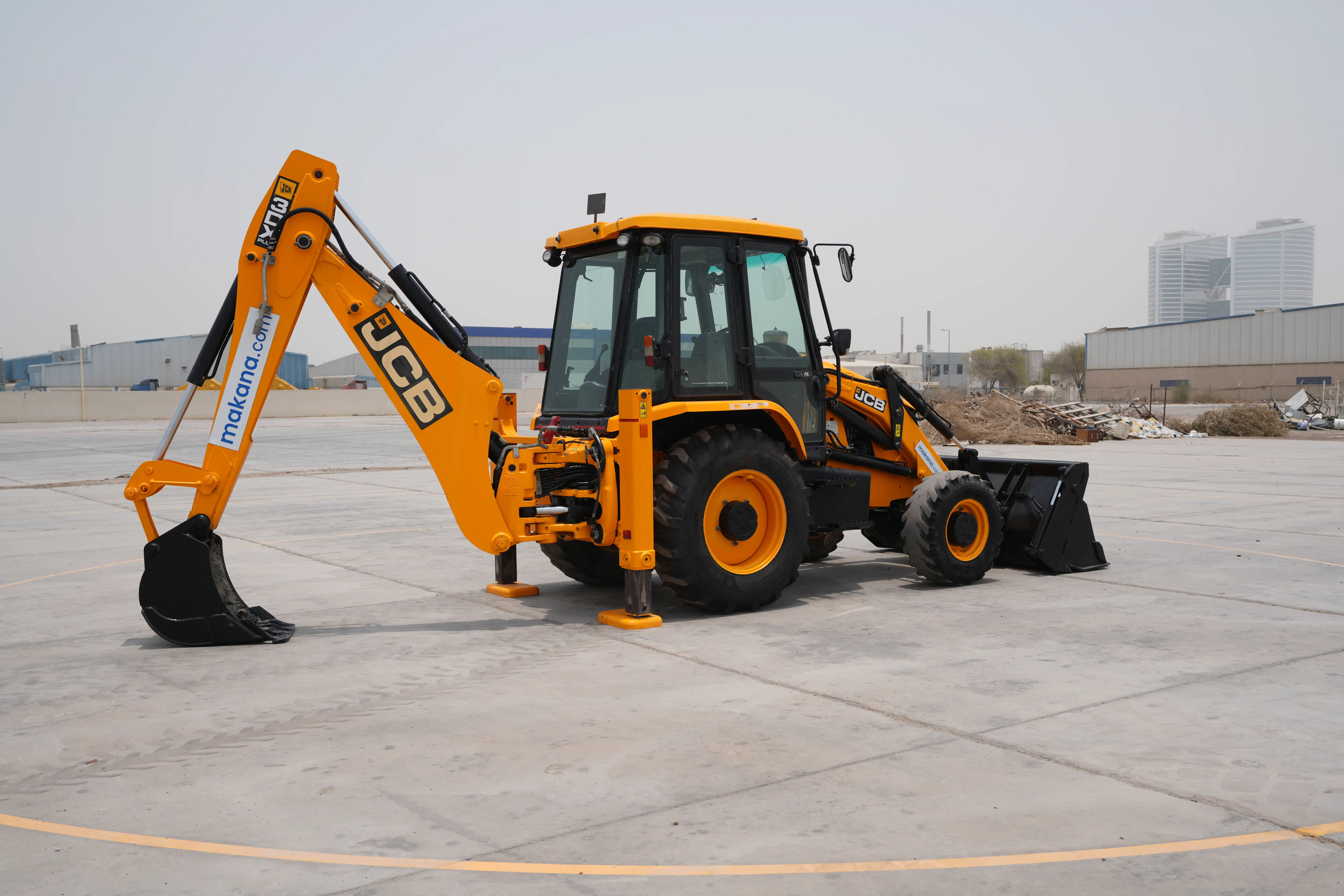 Product-JCB 3DX Plus backhoe loader-exterior