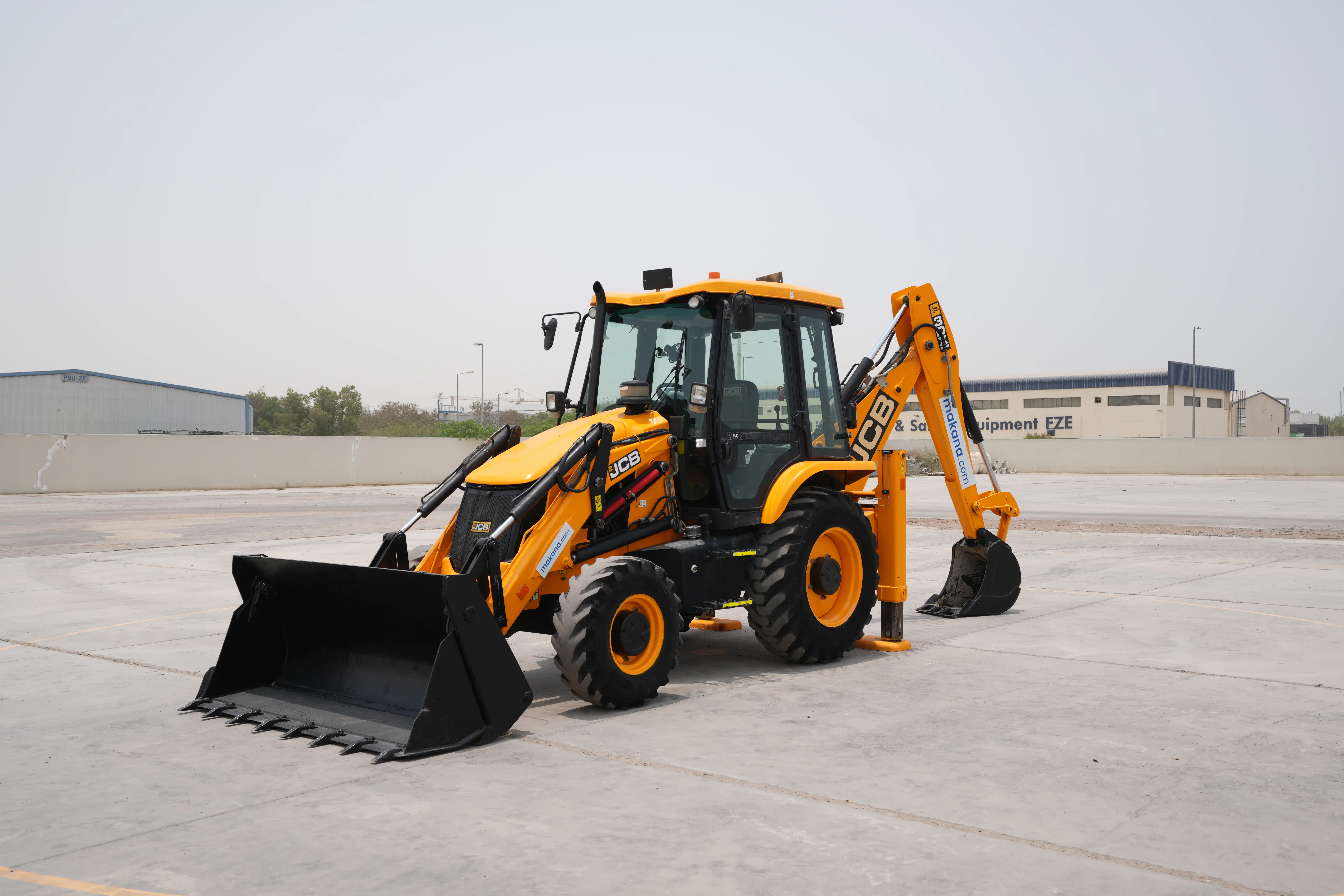 Product-JCB 3DX Plus backhoe loader-exterior