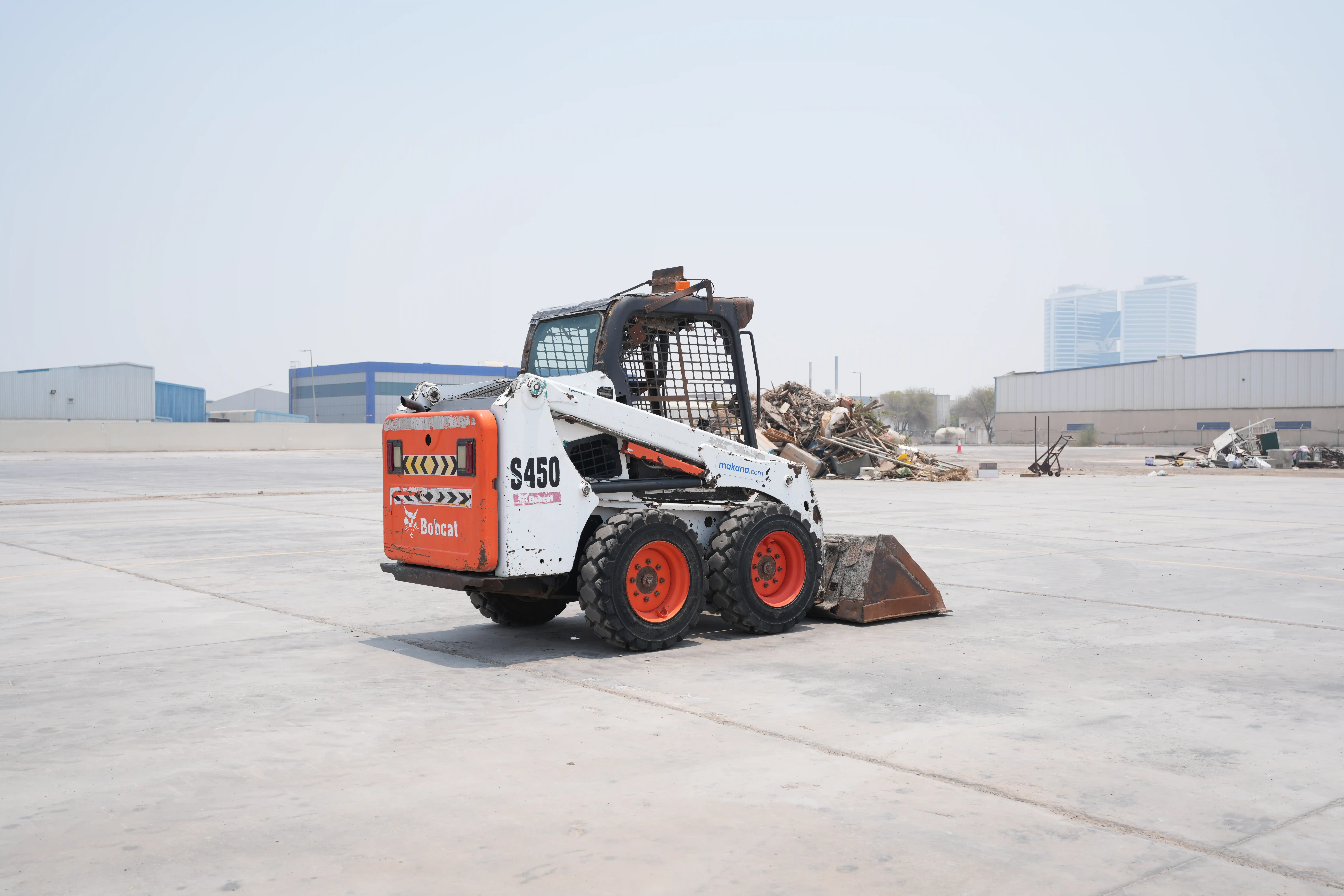 SSL-010-Bobcat-S450-skid-steer-loader-exterior-rear-right-side-view