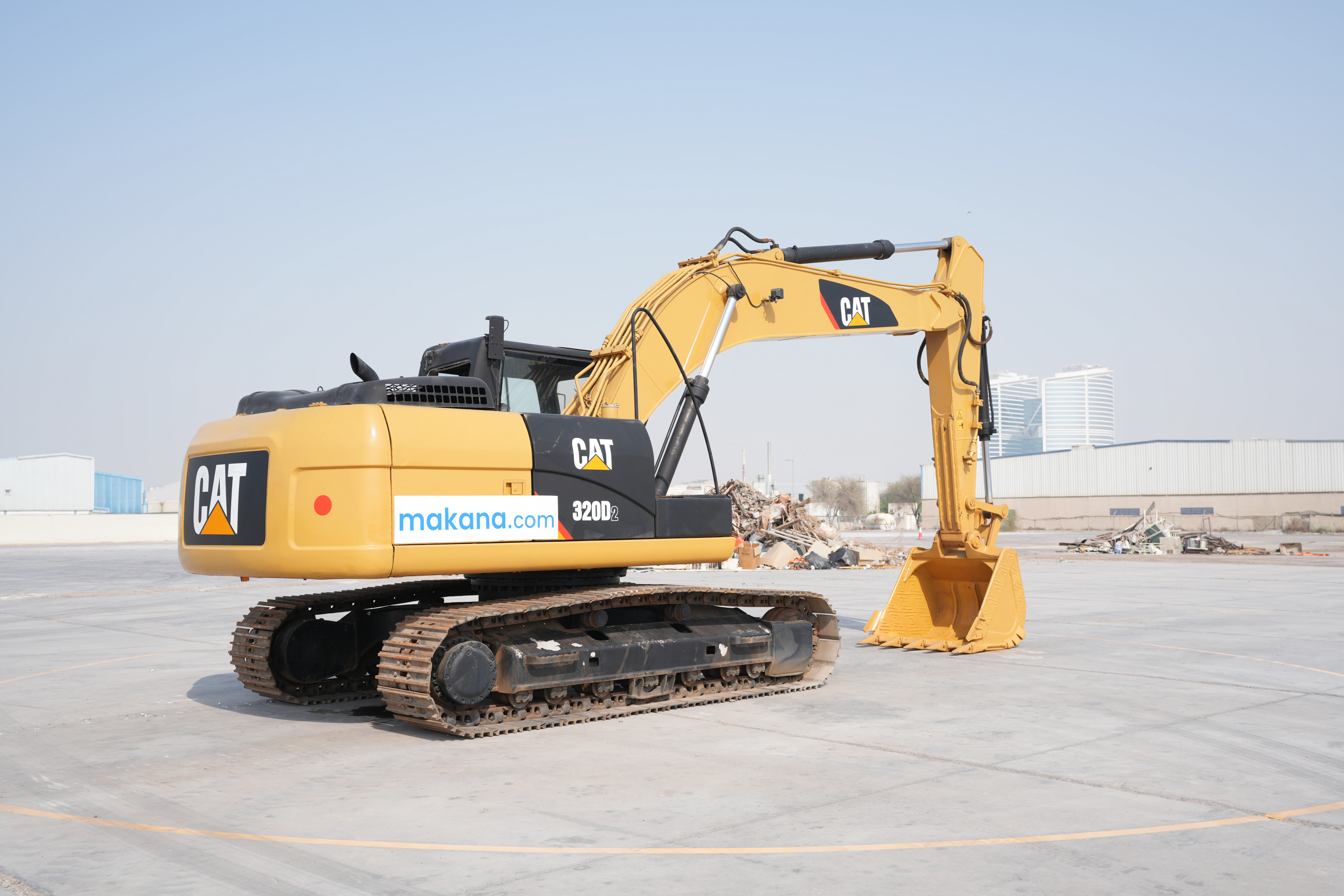 Product-Cat 320D2 medium excavator-exterior