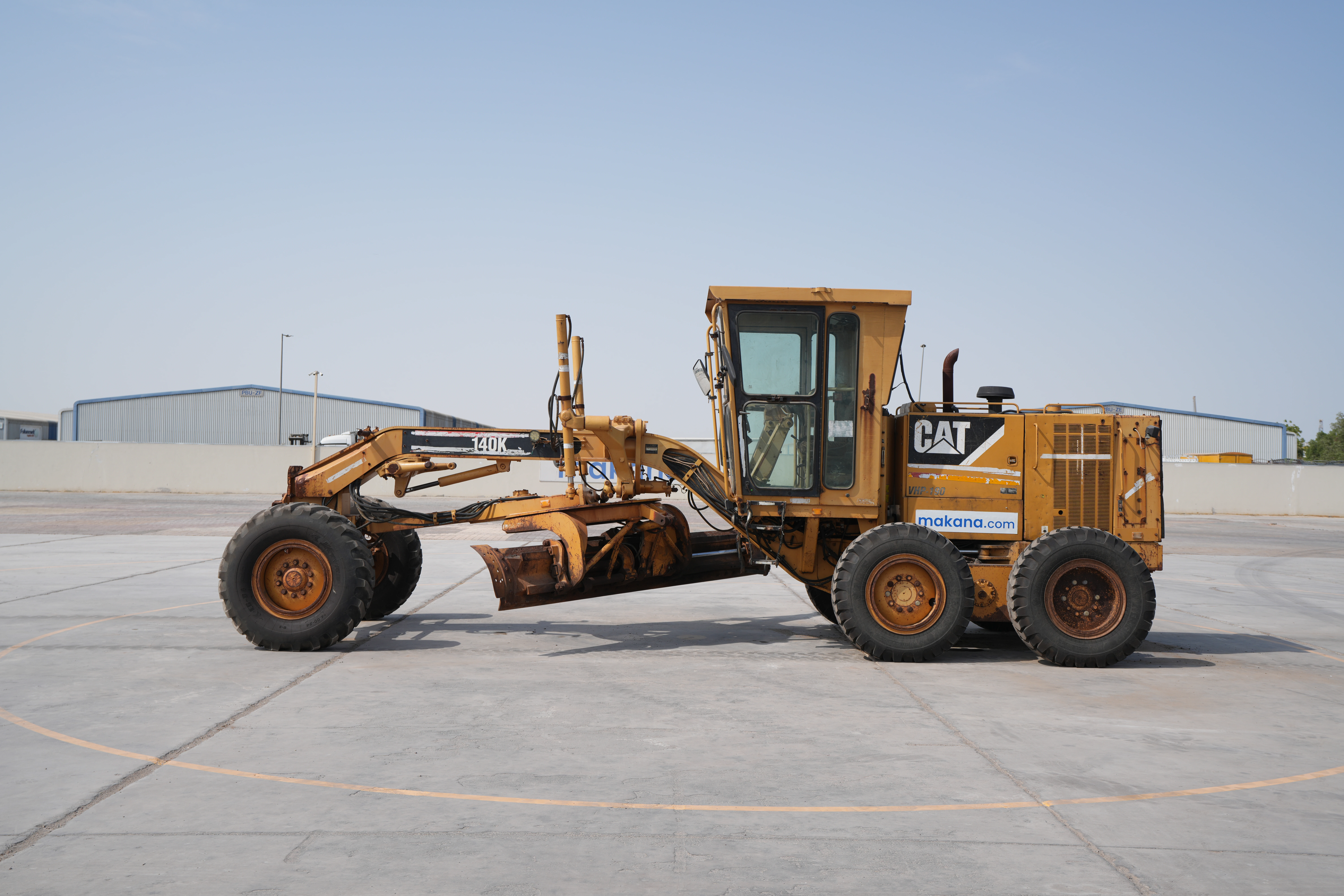 Product-Cat 140K motor grader-exterior