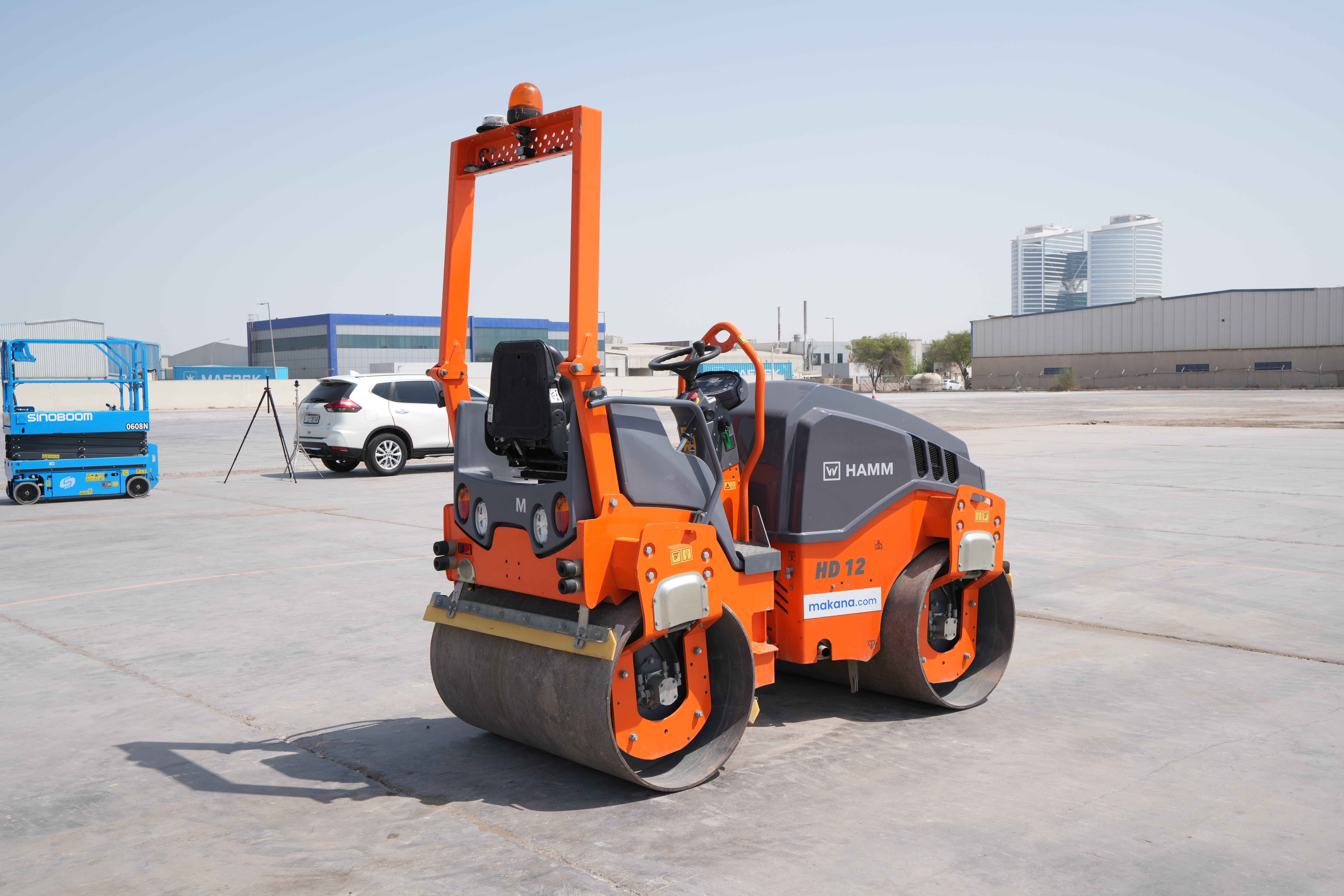 SRC-002-Hamm-HD-12-VV-tandem-roller-exterior-rear-right-side-view
