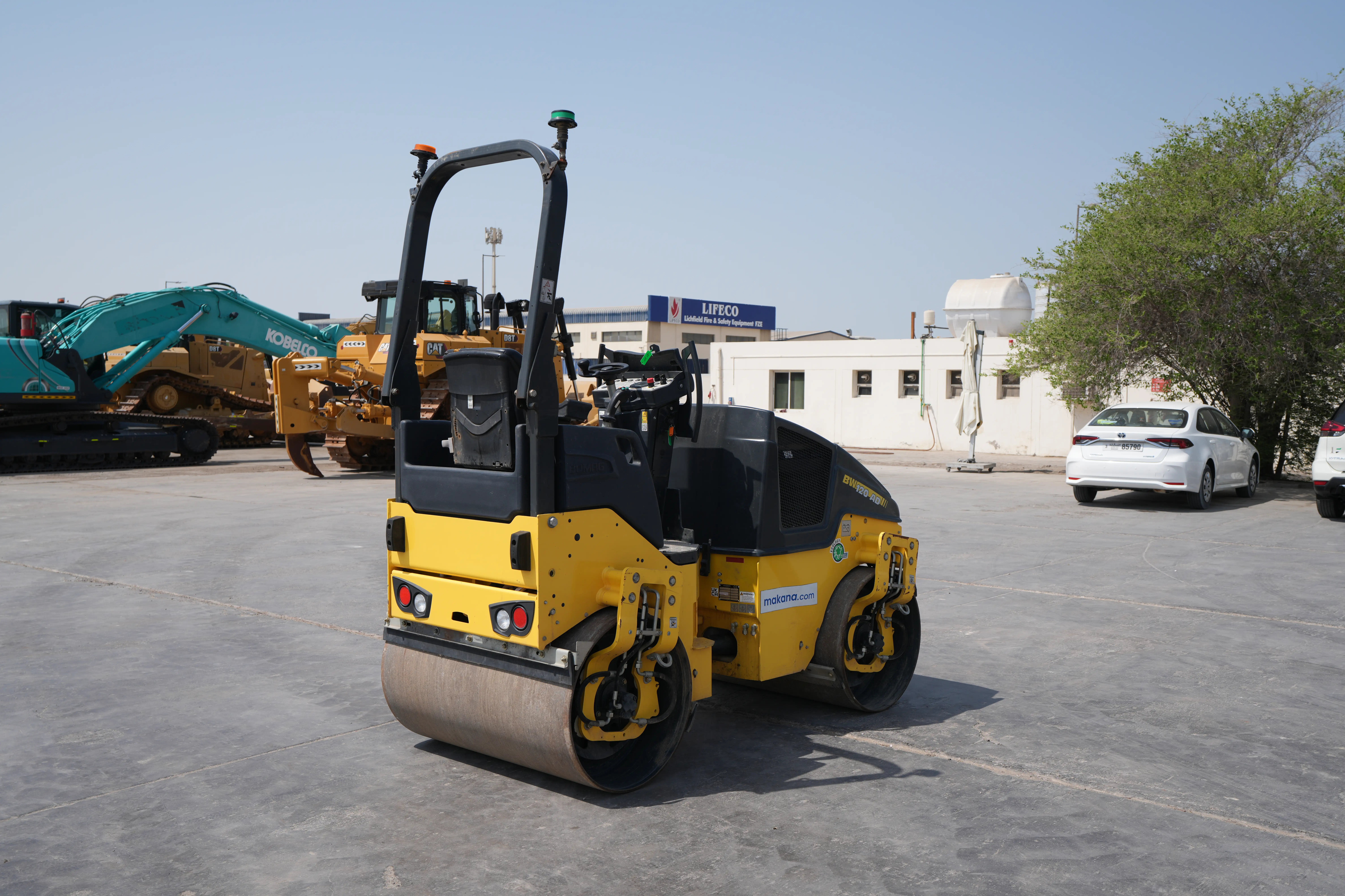 SRC-004-Bomag-BW-120-AD-5-tandem-roller-exterior-rear-right-side-view