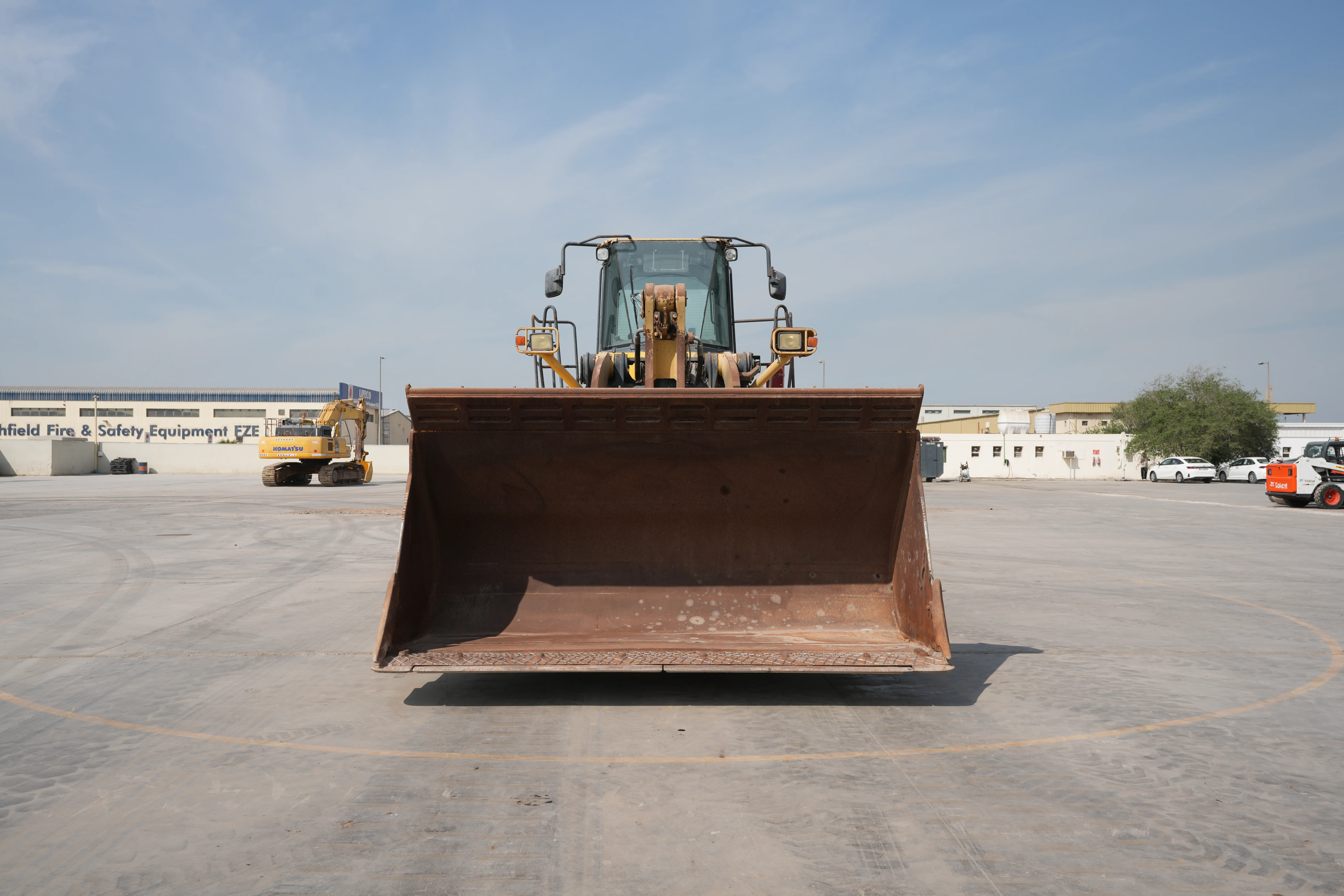 Product-Komatsu WA500-6 wheel loader-exterior