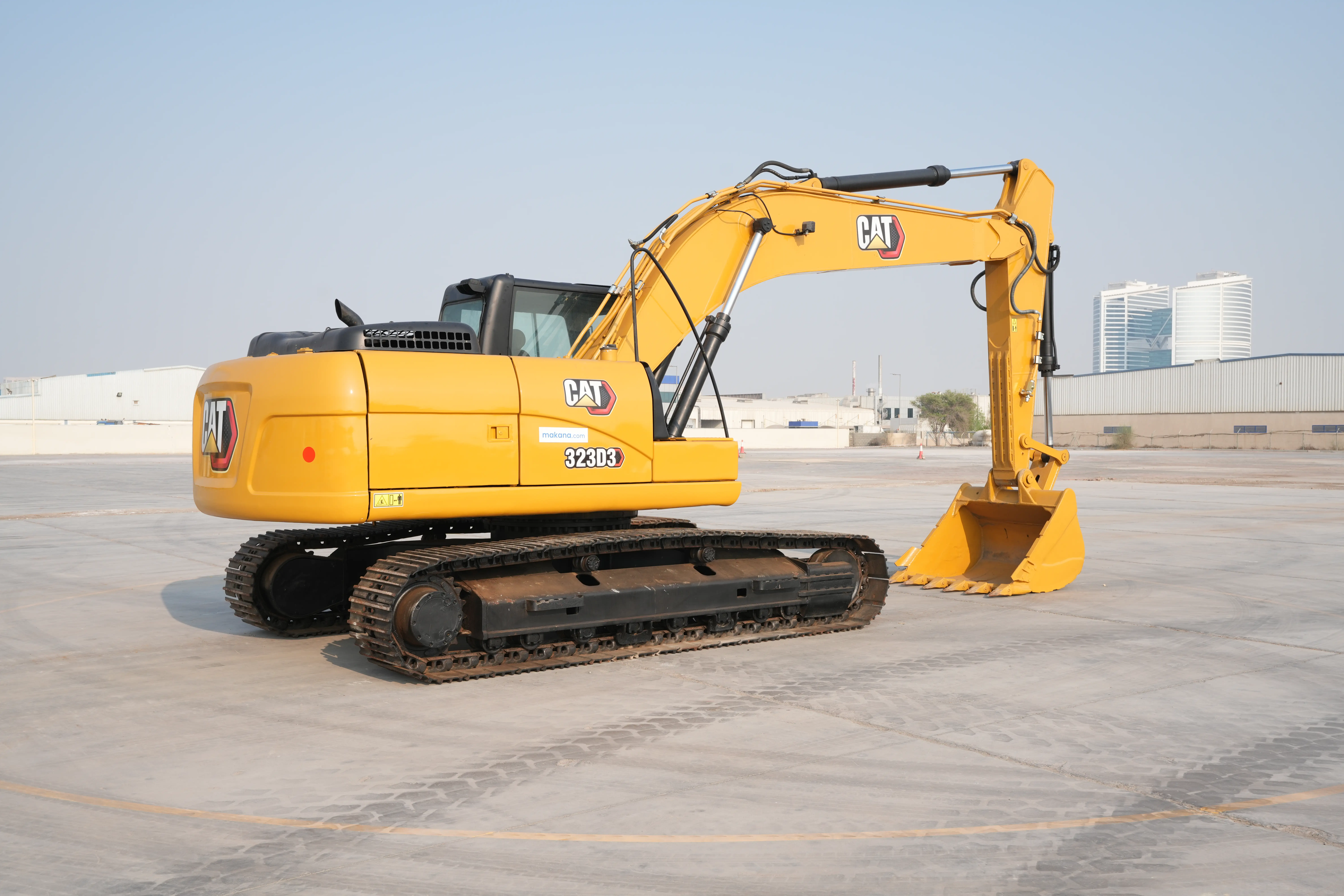 Product-Cat 323D3 medium excavator-exterior