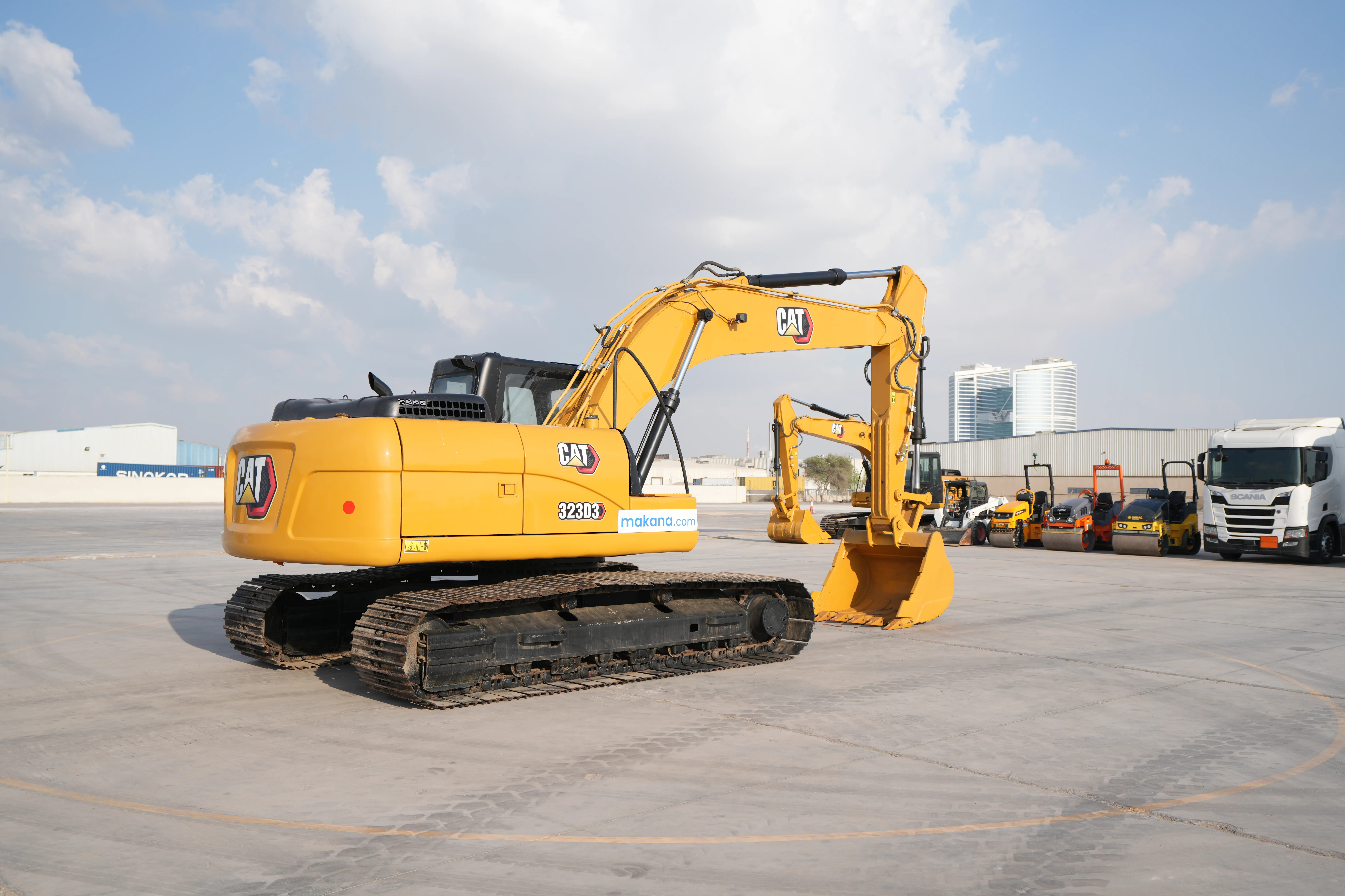 Product-Cat 323D3 medium excavator-exterior