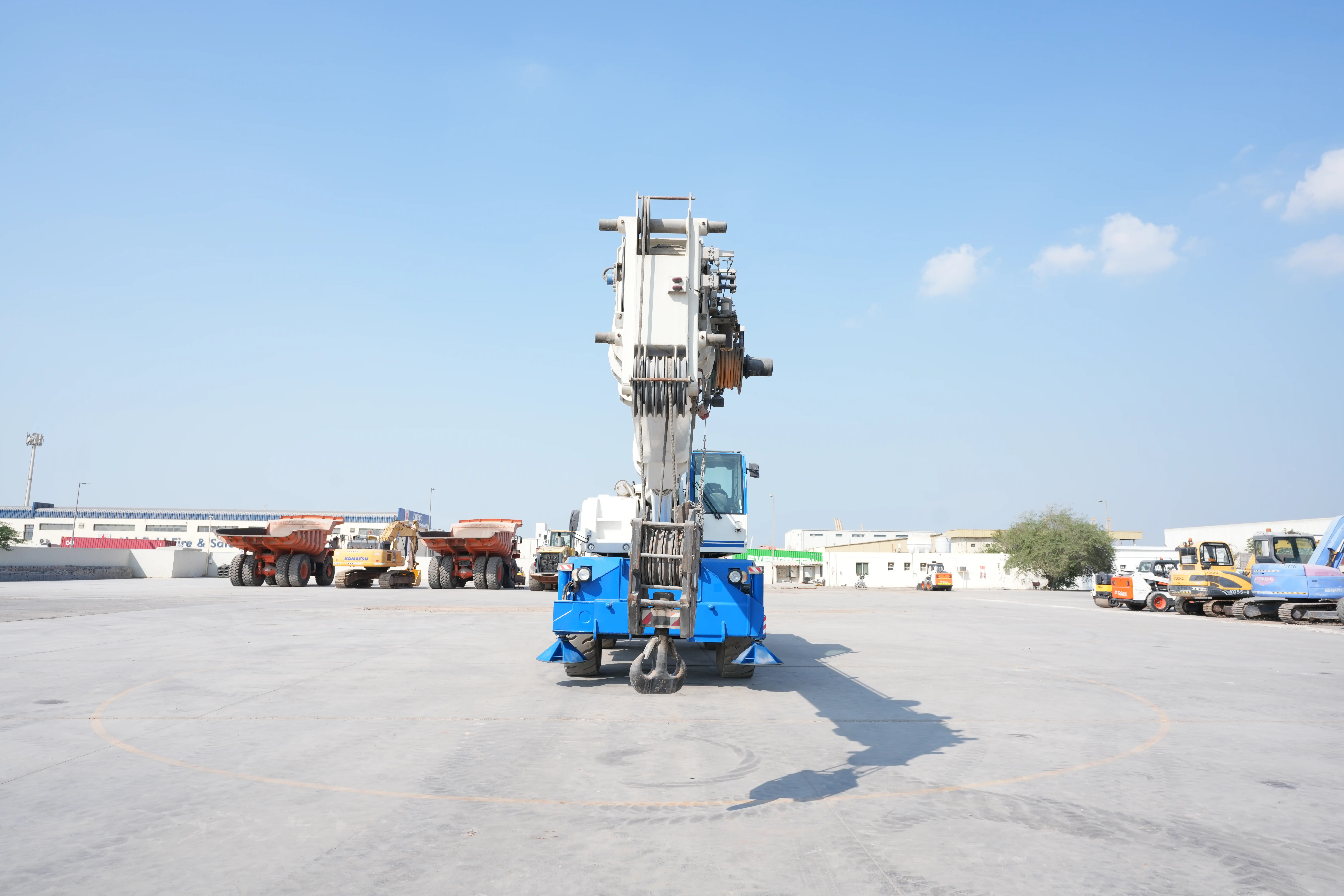 Product-Manotti ARM 550 rough terrain crane-exterior