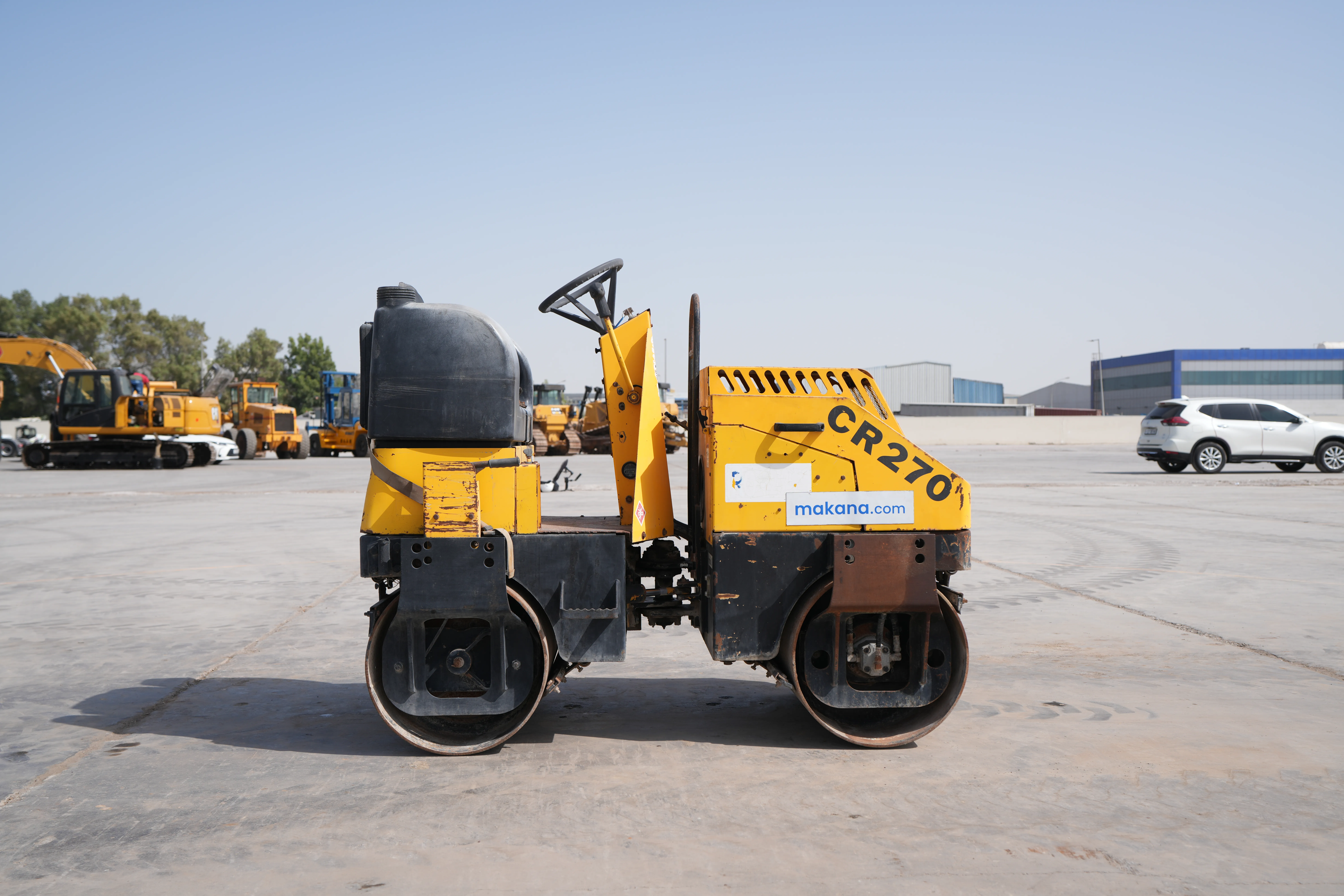 Product-Sakai CR270 tandem roller-exterior