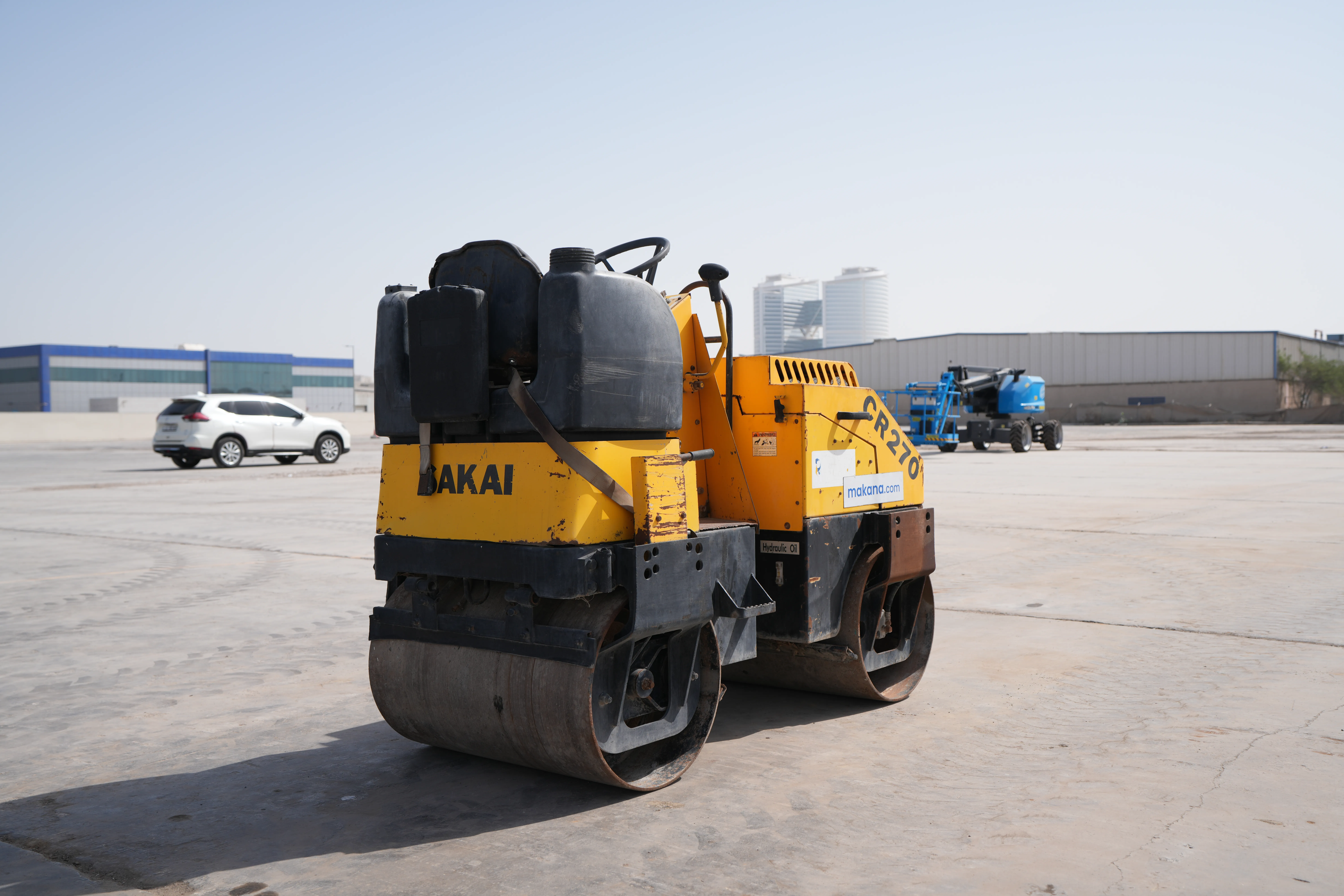 Product-Sakai CR270 tandem roller-exterior