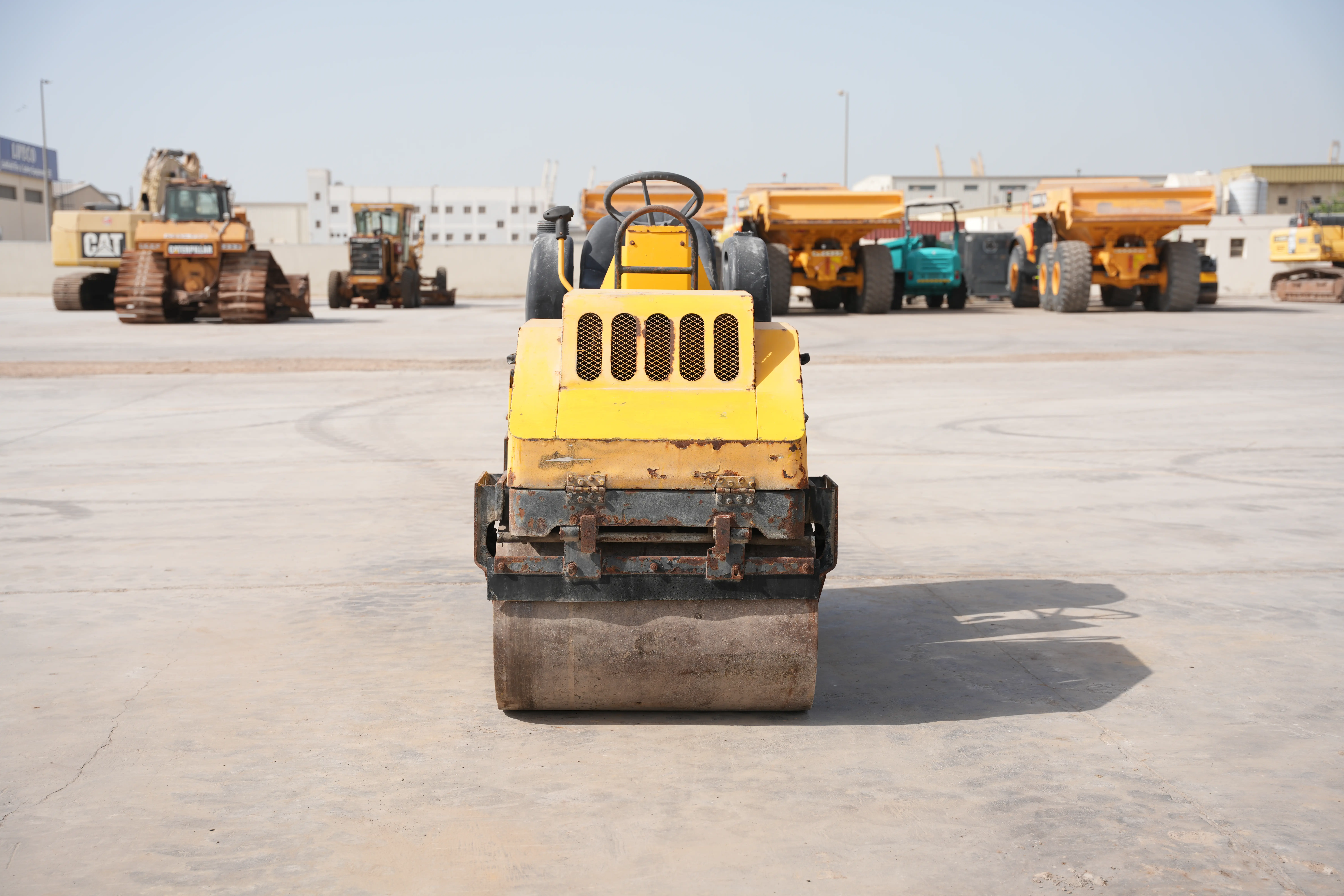 Product-Sakai CR270 tandem roller-exterior