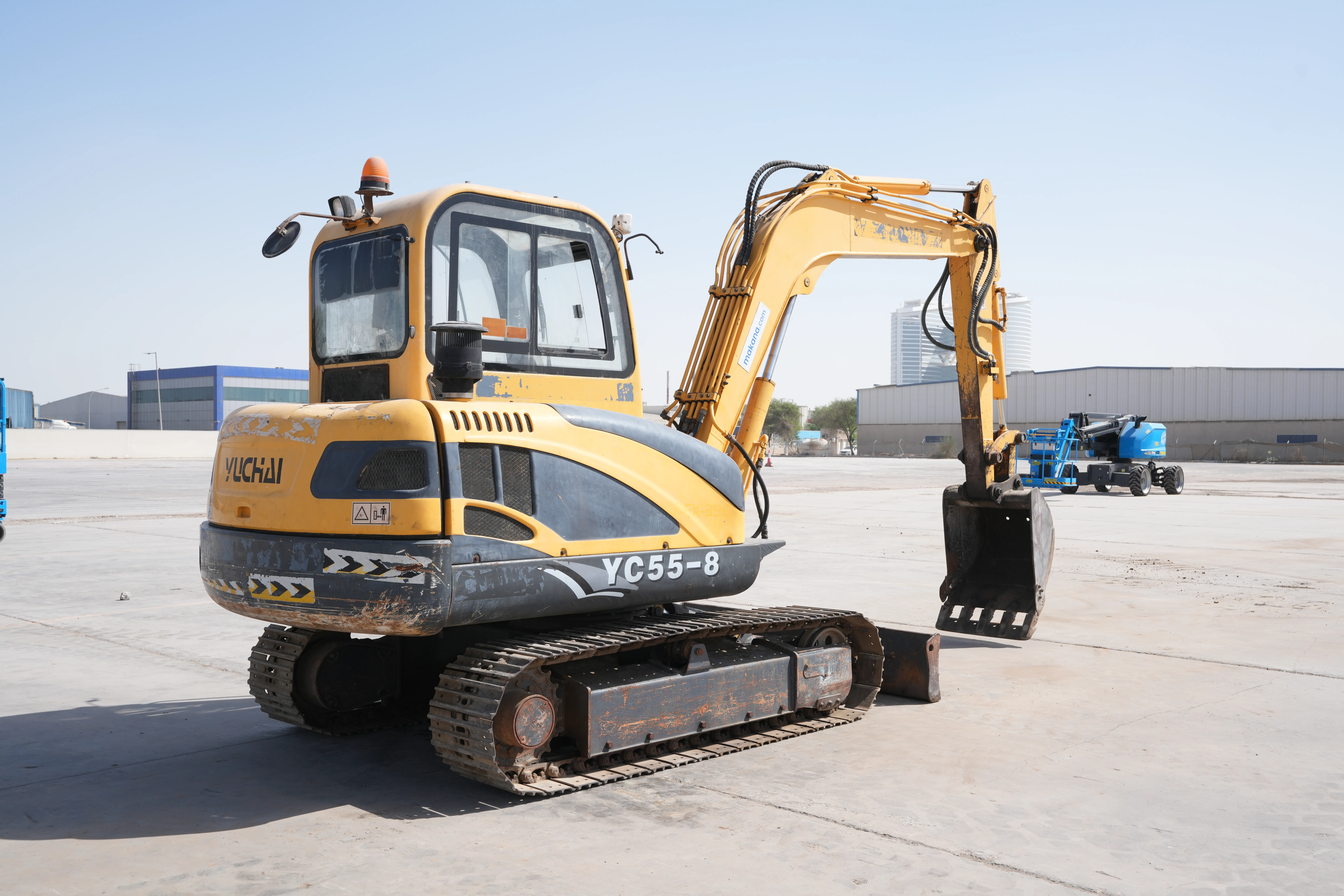Product-Yuchai YC55-8 mini excavator-exterior