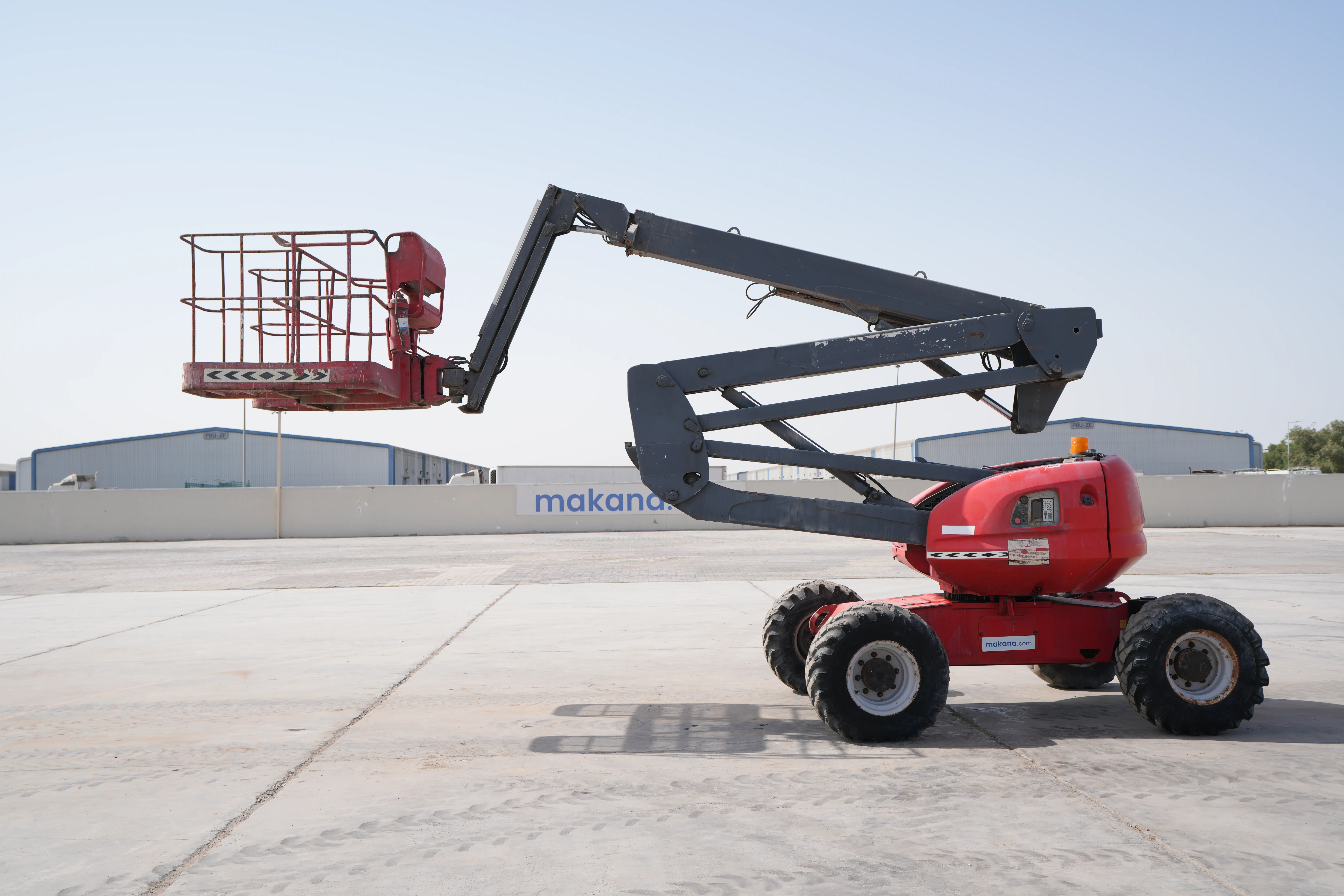 Product-Manitou 160 ATJ diesel articulated boom lift-exterior