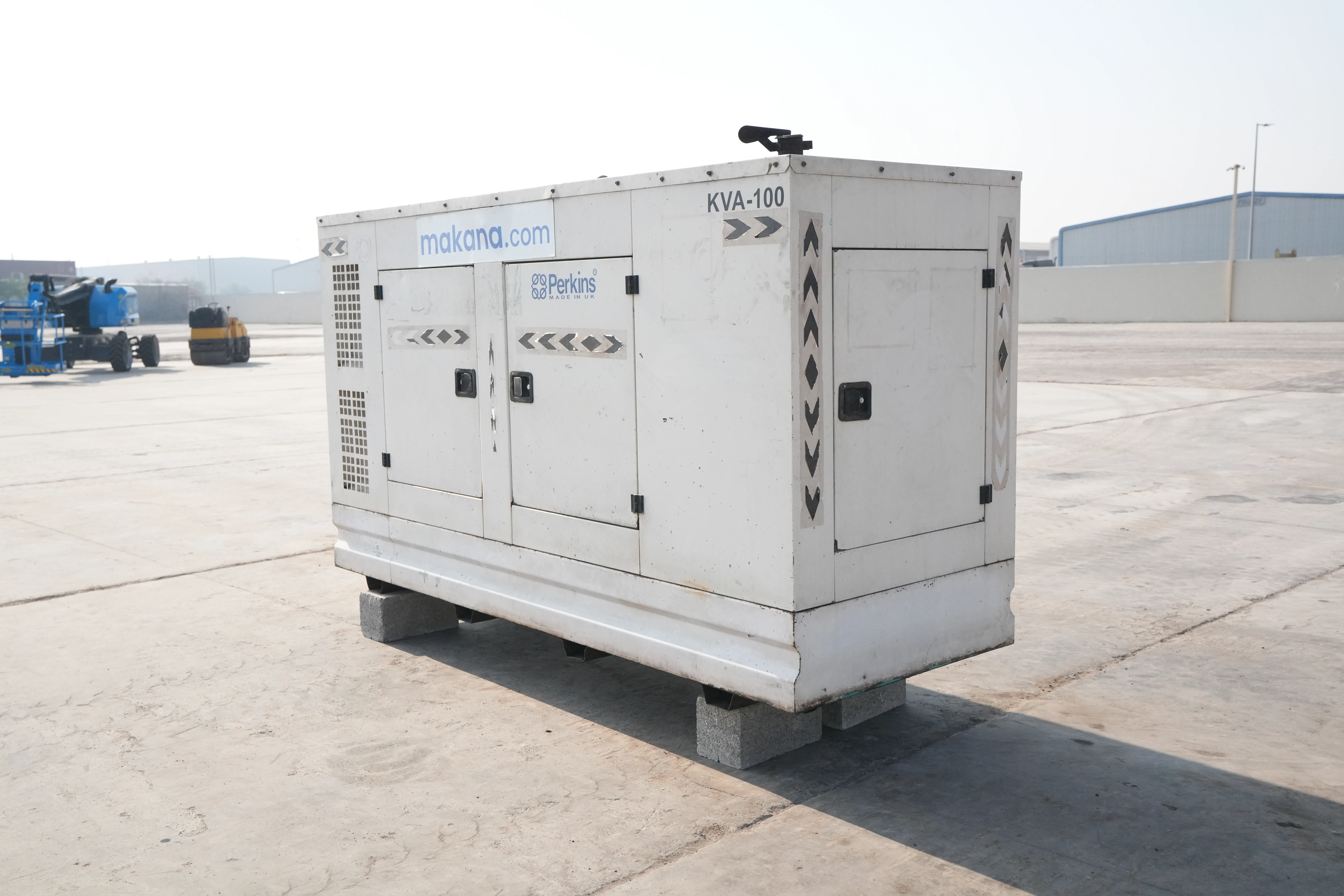 Product-Perkins 100 KVA stationary generator-exterior
