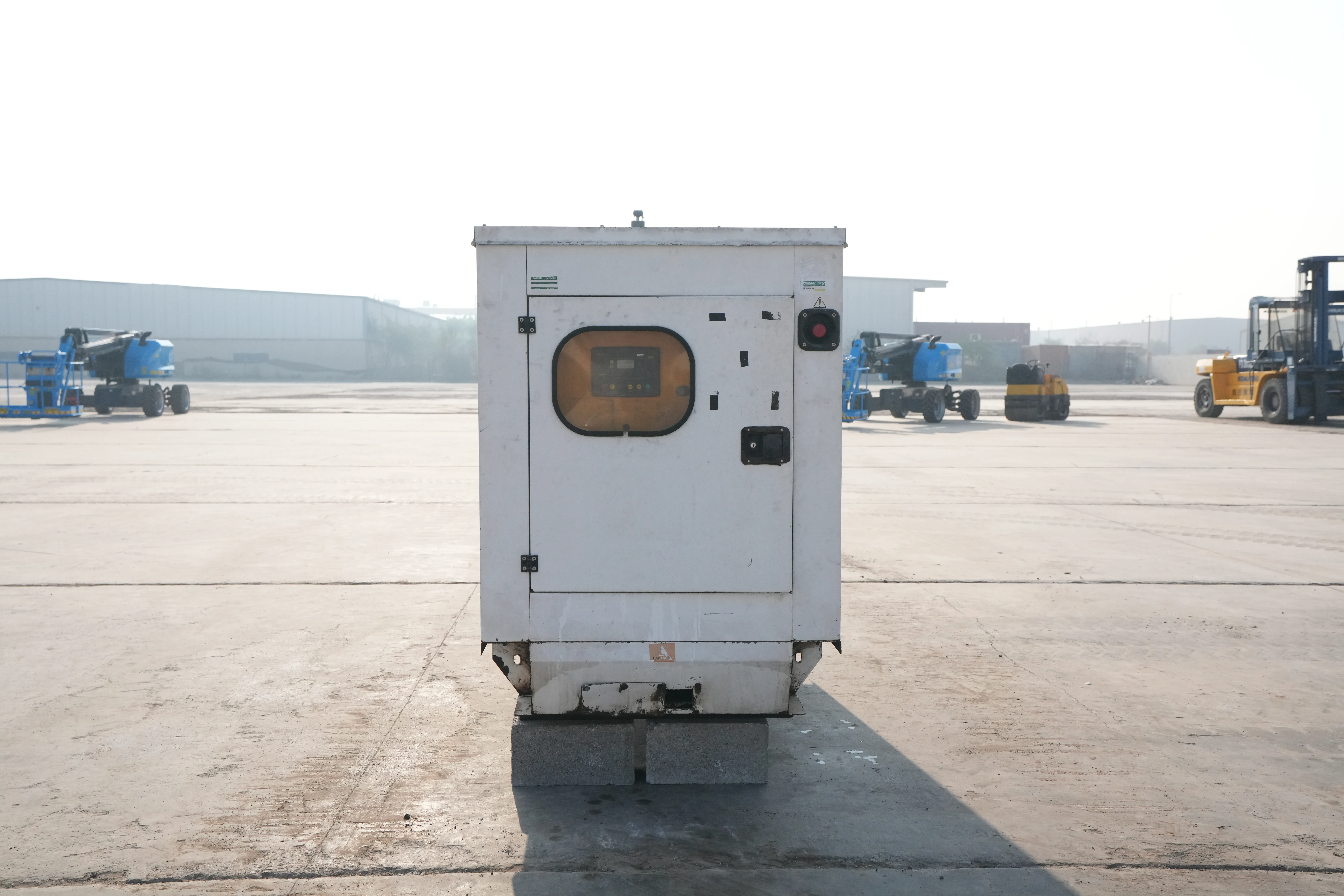 Product-Perkins 100 KVA stationary generator-exterior