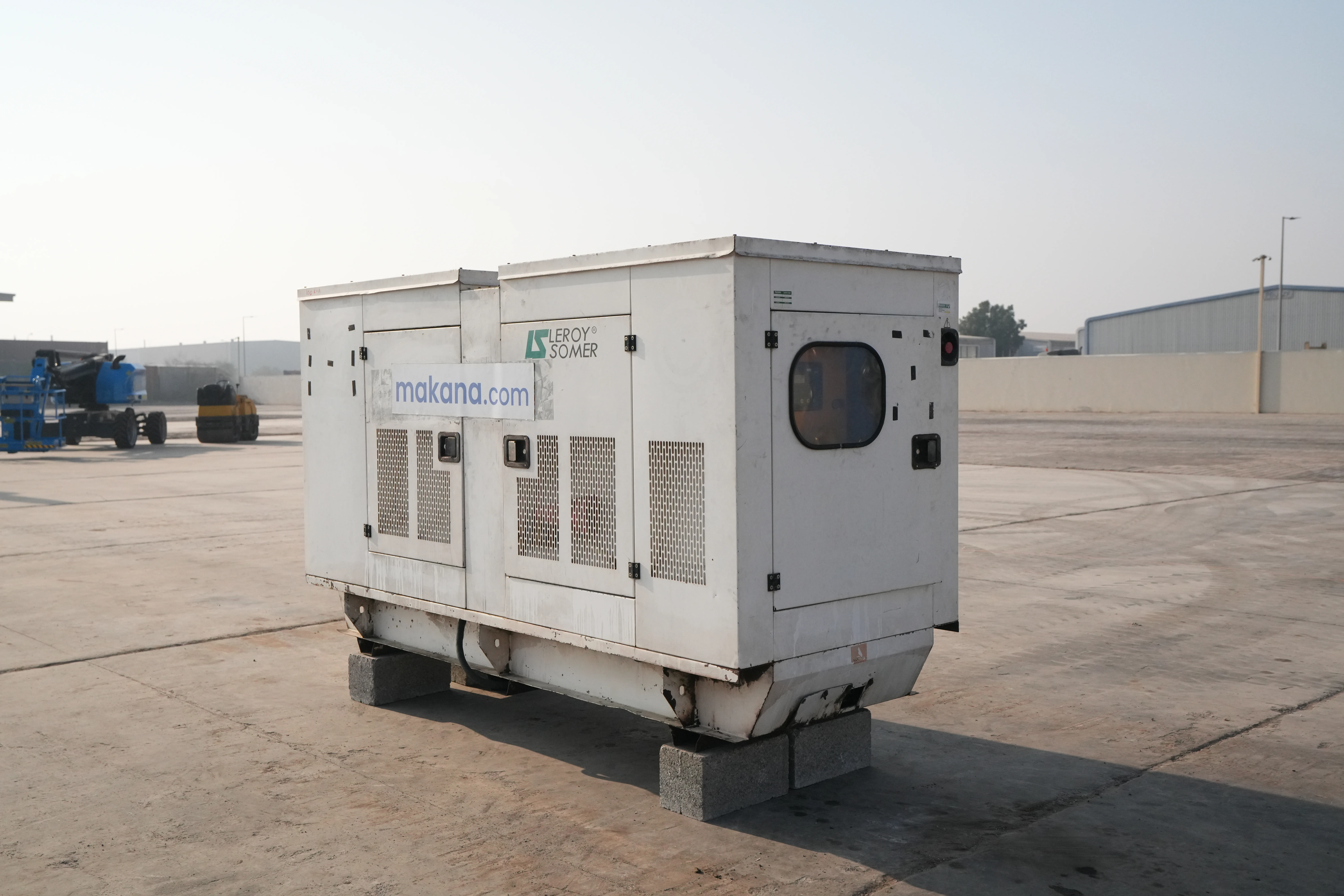 Product-Perkins 100 KVA stationary generator-exterior
