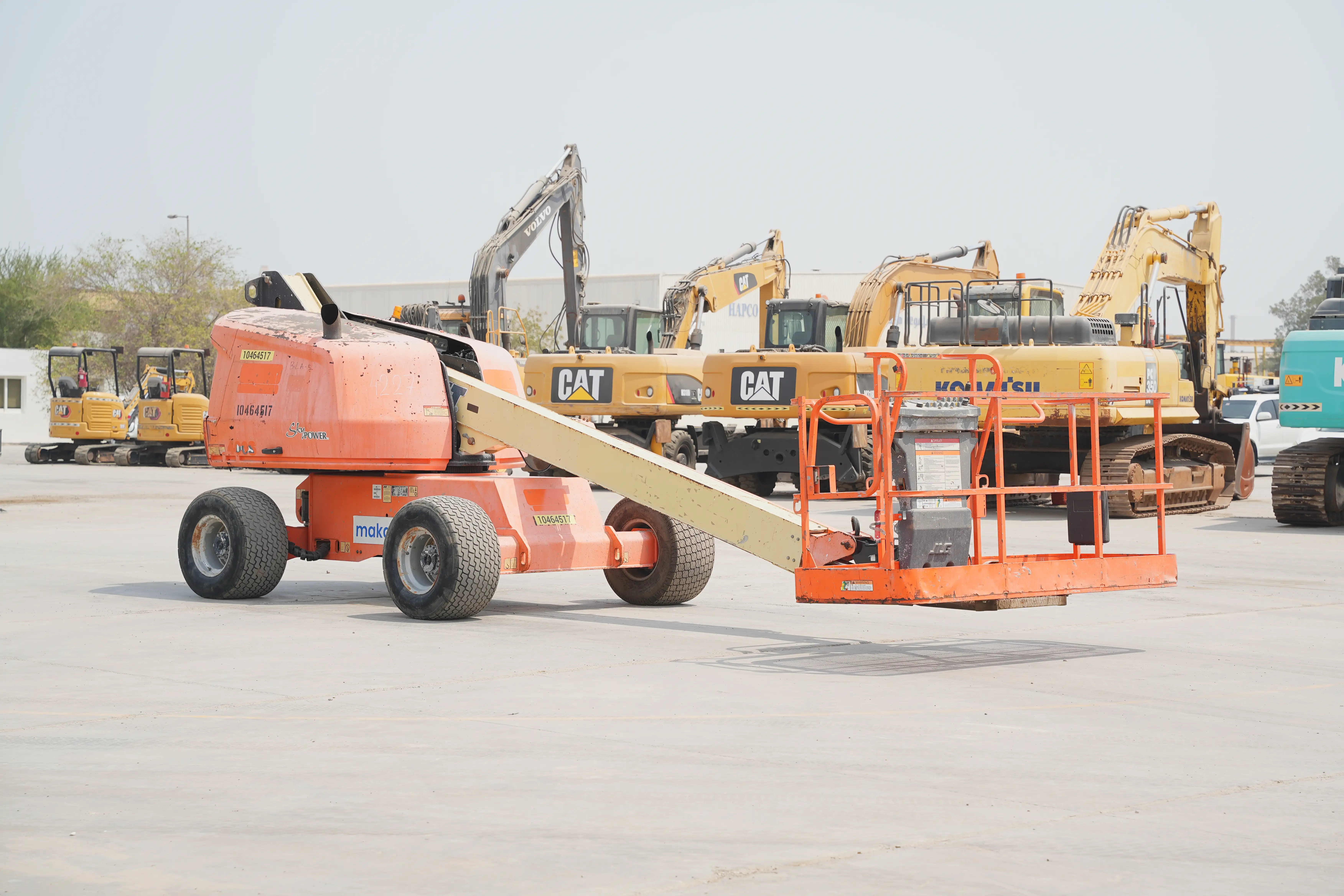 Product-JLG-400S-diesel-telescopic-boom-lift-exterior
