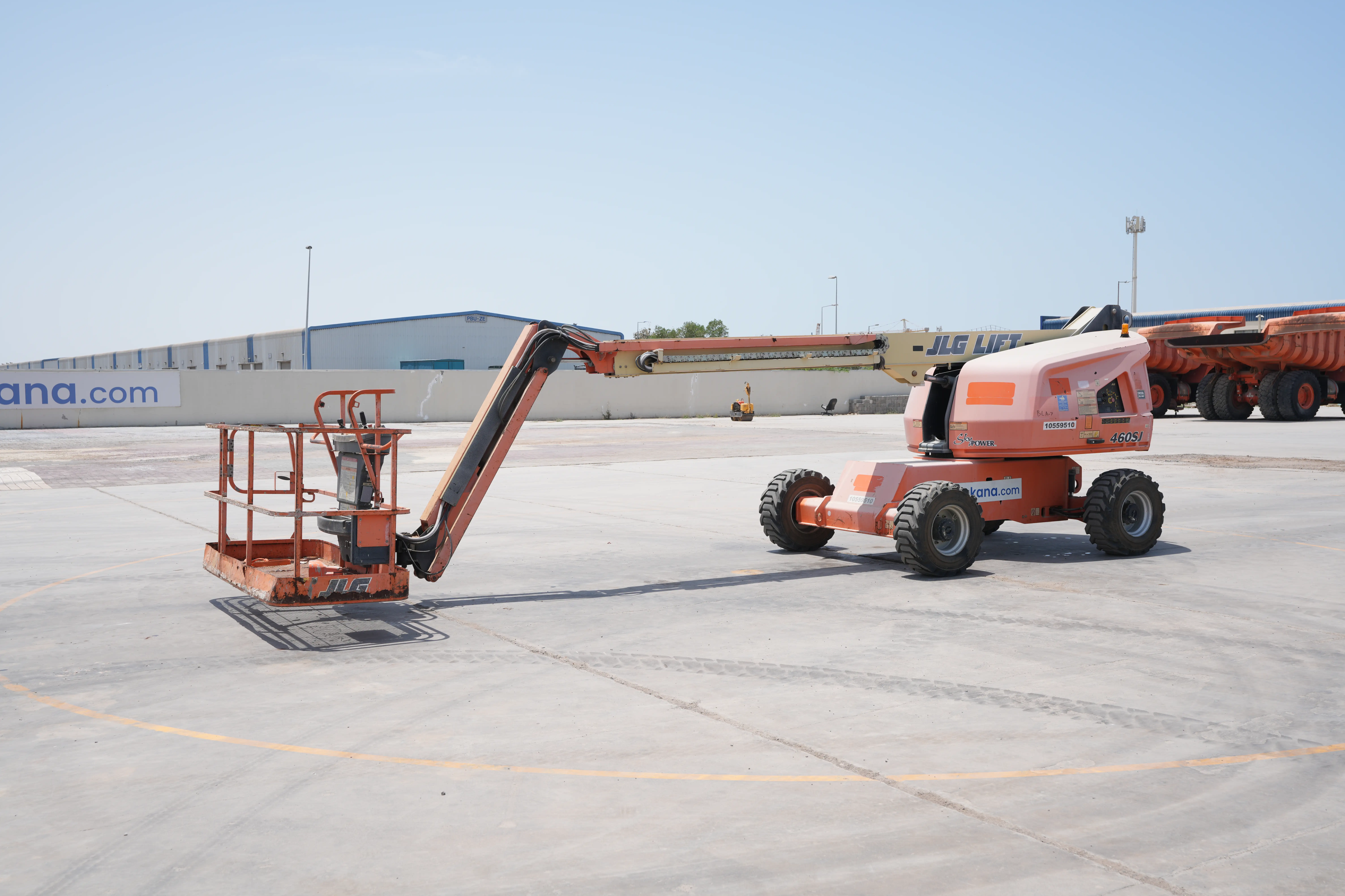 Product-JLG 460SJ 4WD diesel telescopic boom lift-exterior