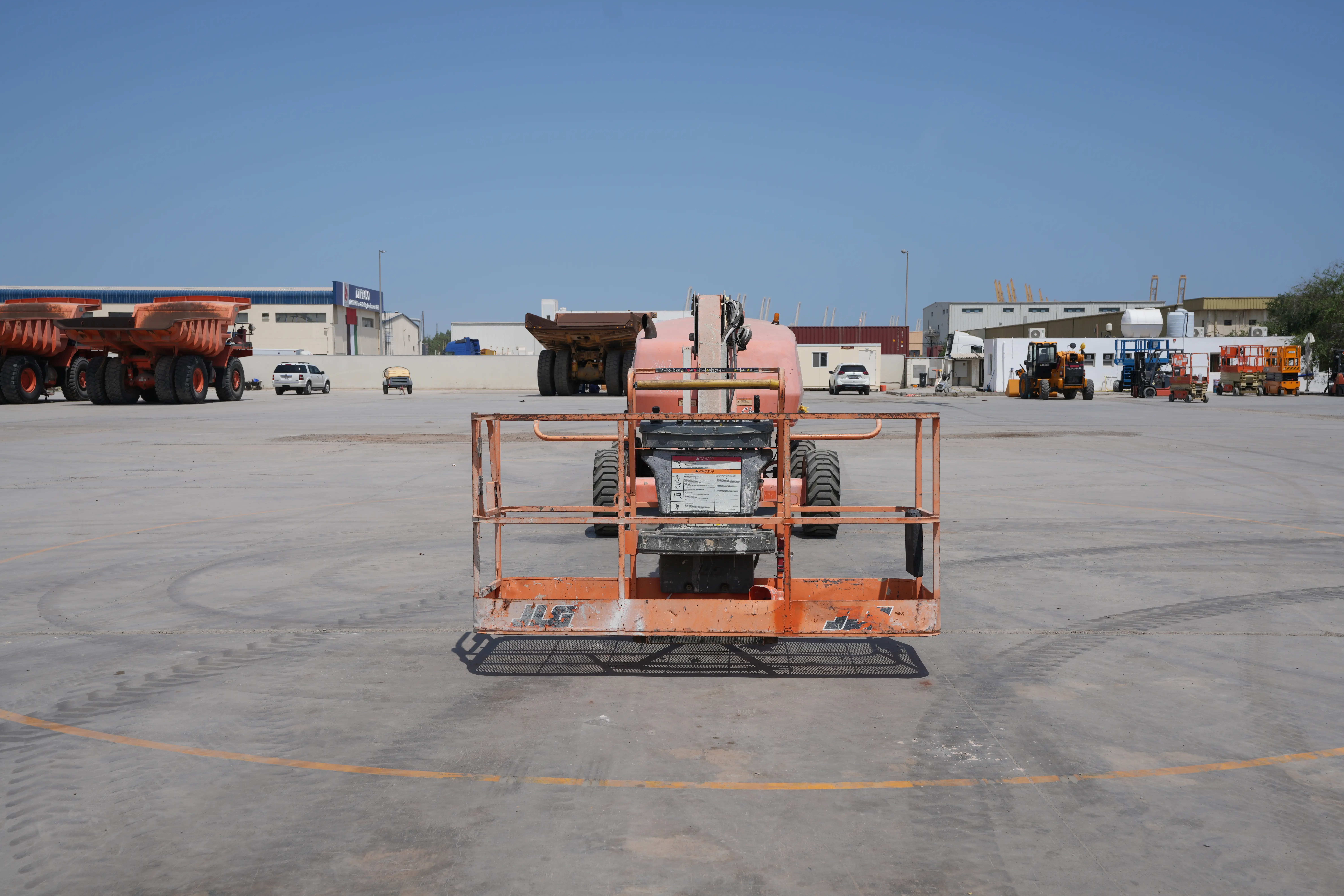 Product-JLG 460SJ 4WD diesel telescopic boom lift-exterior