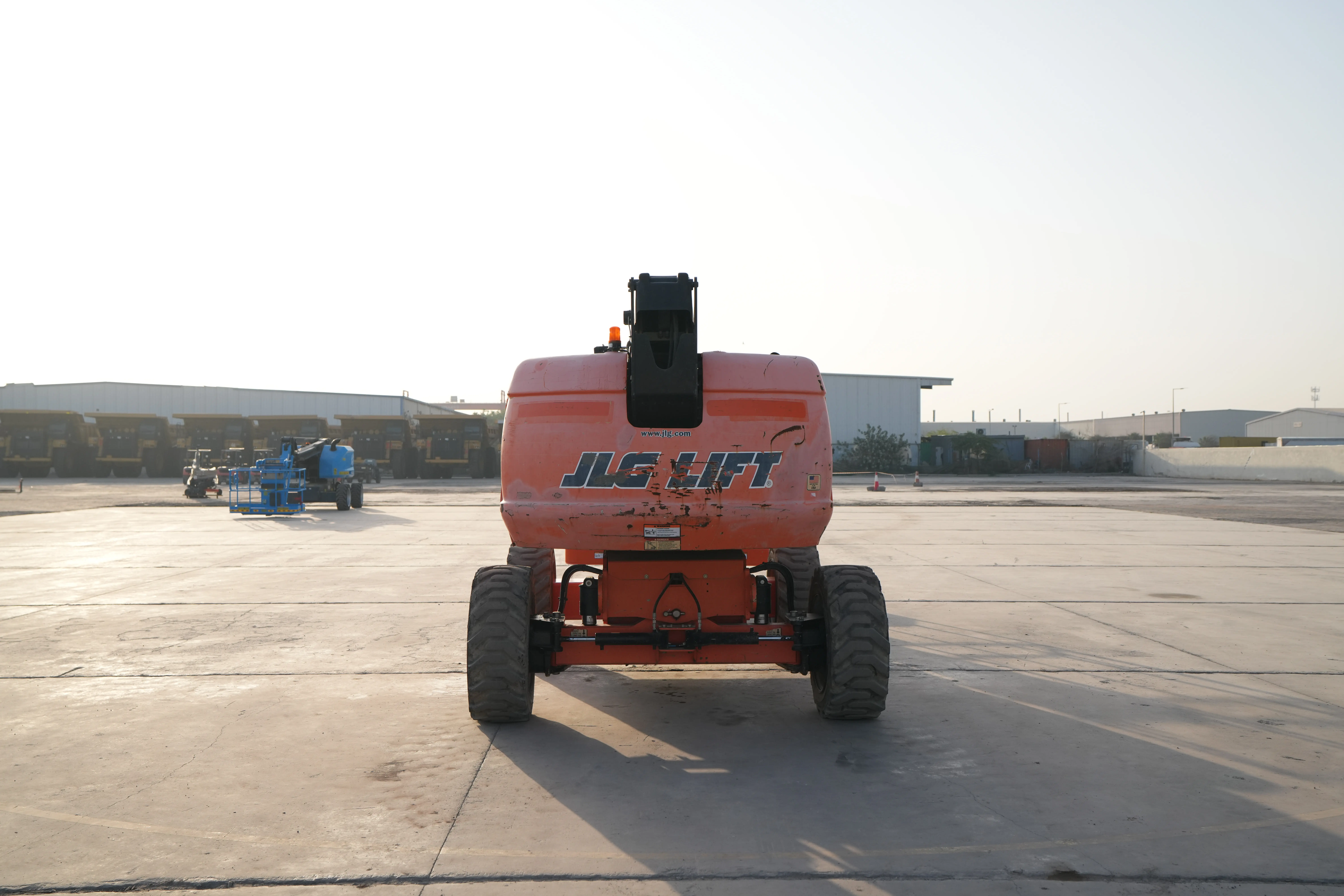 Product-JLG 600S diesel telescopic boom lift-exterior