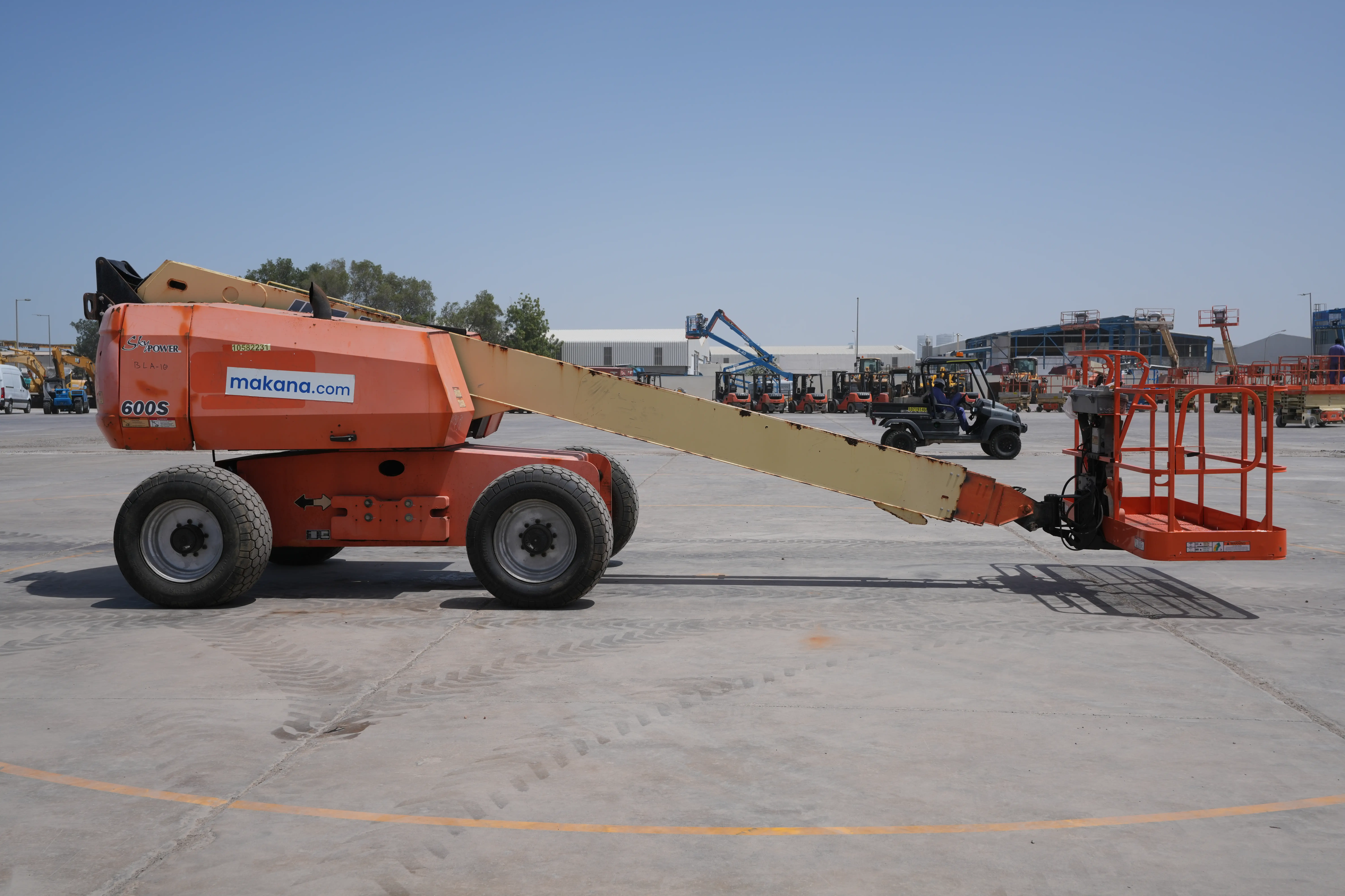 Product-JLG 600S 4WD diesel telescopic boom lift-exterior