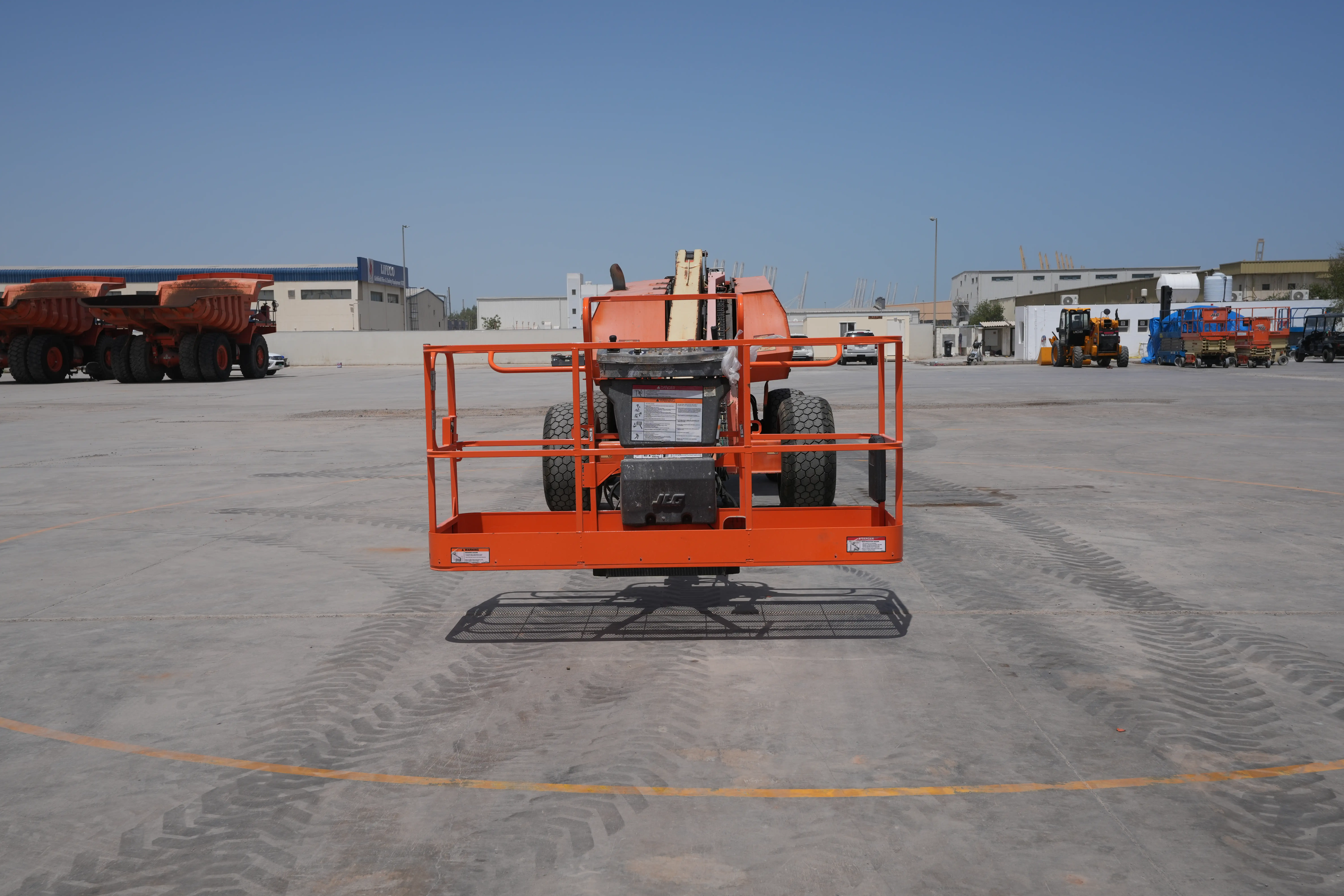 Product-JLG 600S 4WD diesel telescopic boom lift-exterior