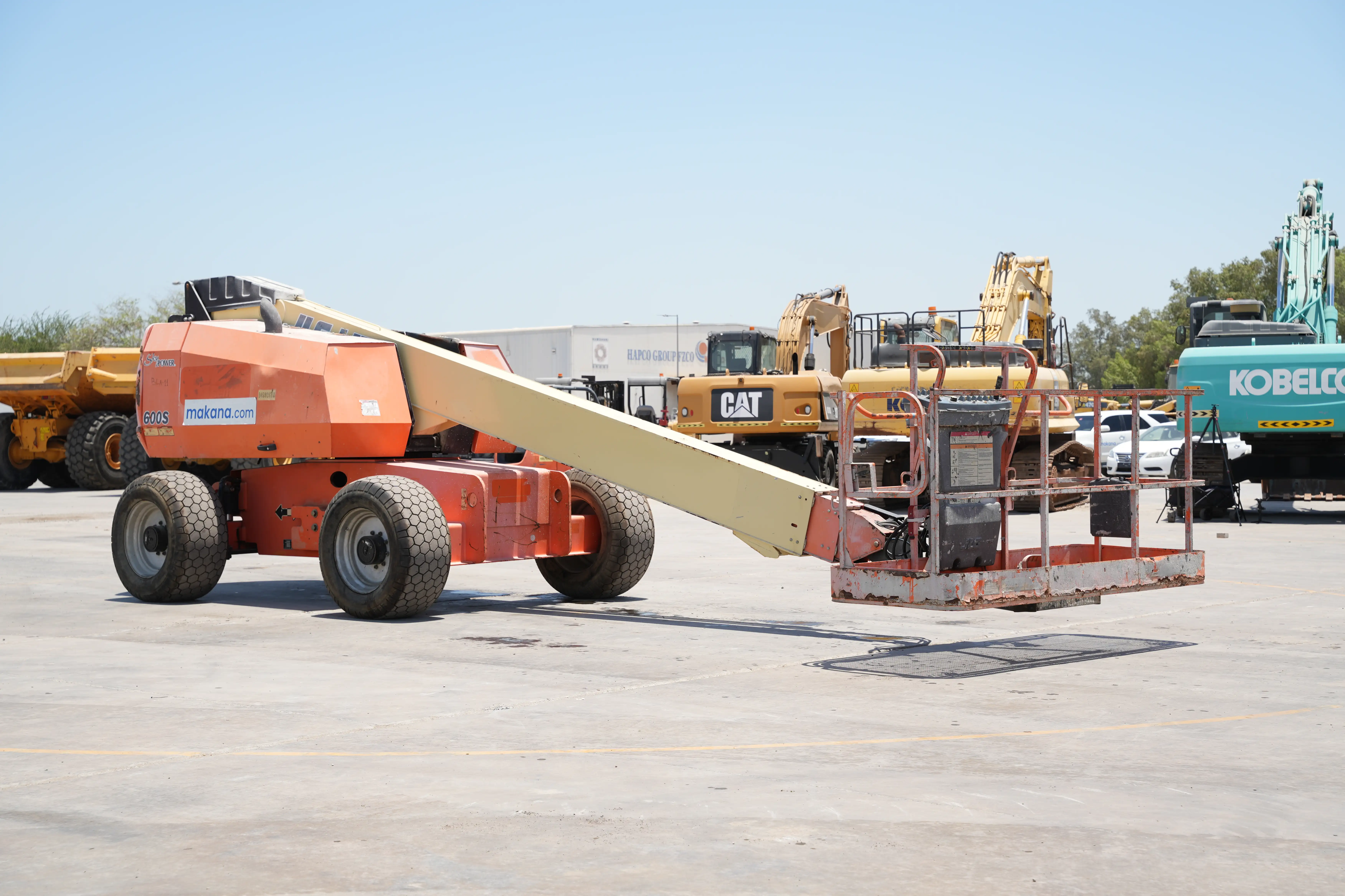 Product-JLG 600S diesel telescopic boom lift-exterior